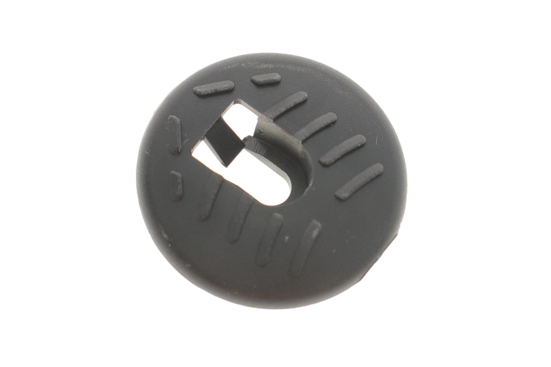 Клипса крепления бризговика Audi Q7 10-1