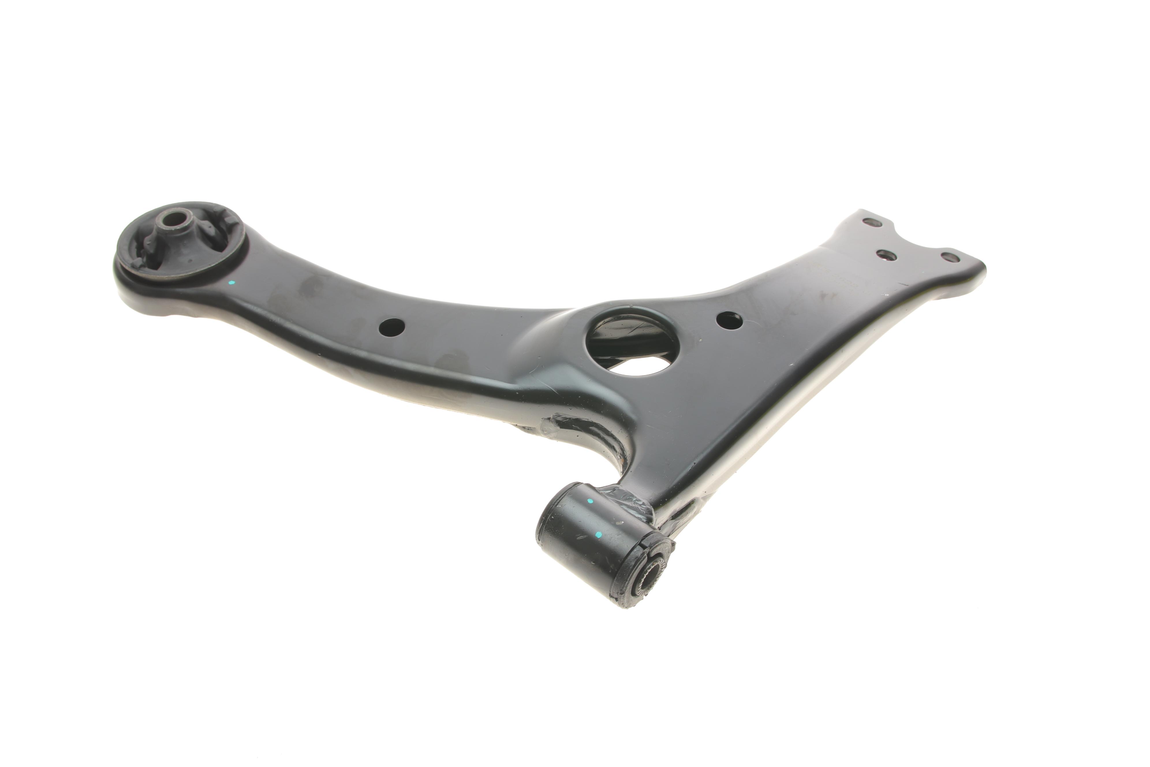 Важіль підвіски (передній) (L) Toyota Avensis 03-08