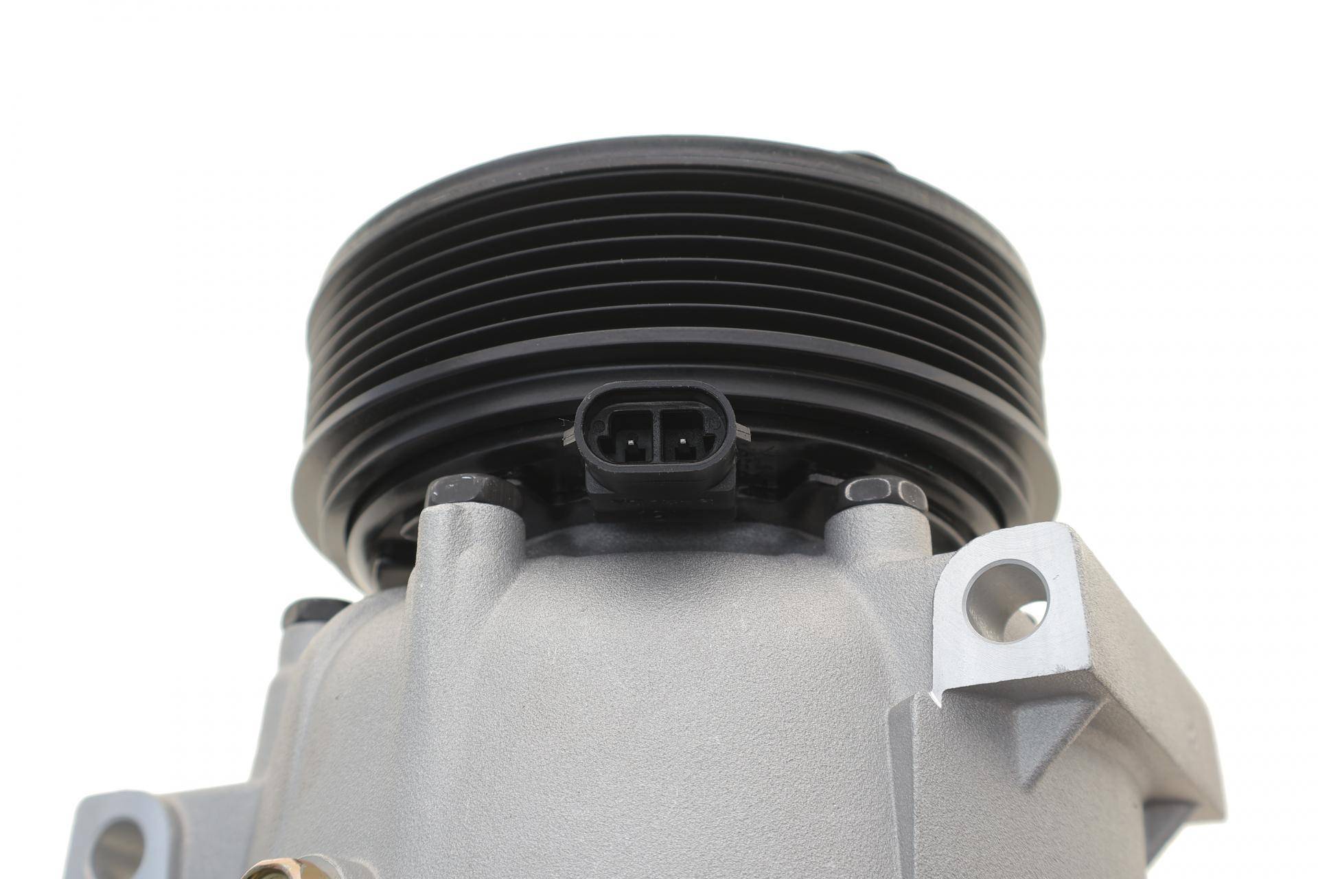 Компресор кондиціонера Renault Laguna 2.0 16V/1.9 dCi 04-