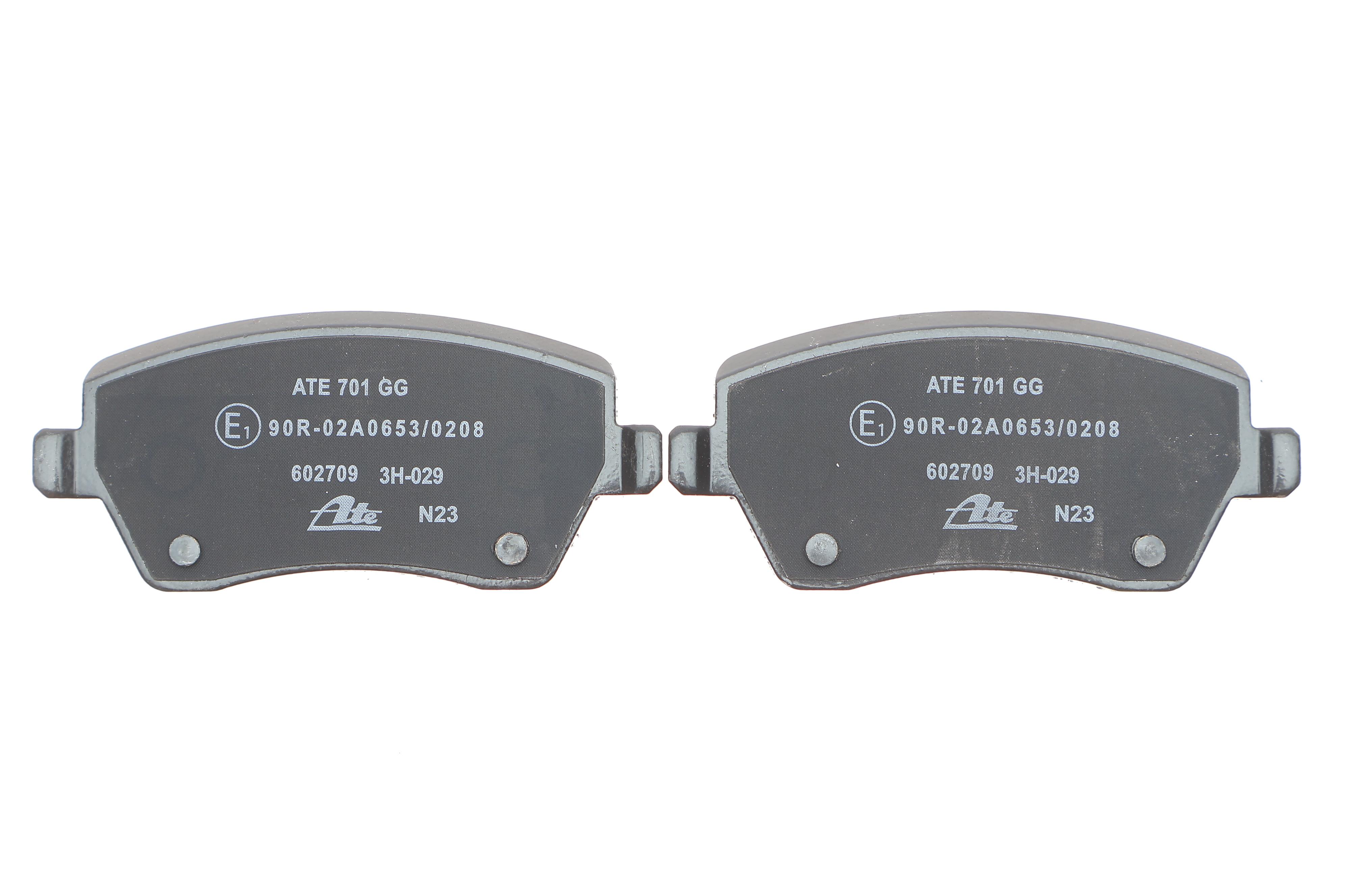 Колодки гальмівні (передні) Renault Kangoo 08-/Megane IV 15- (TRW)