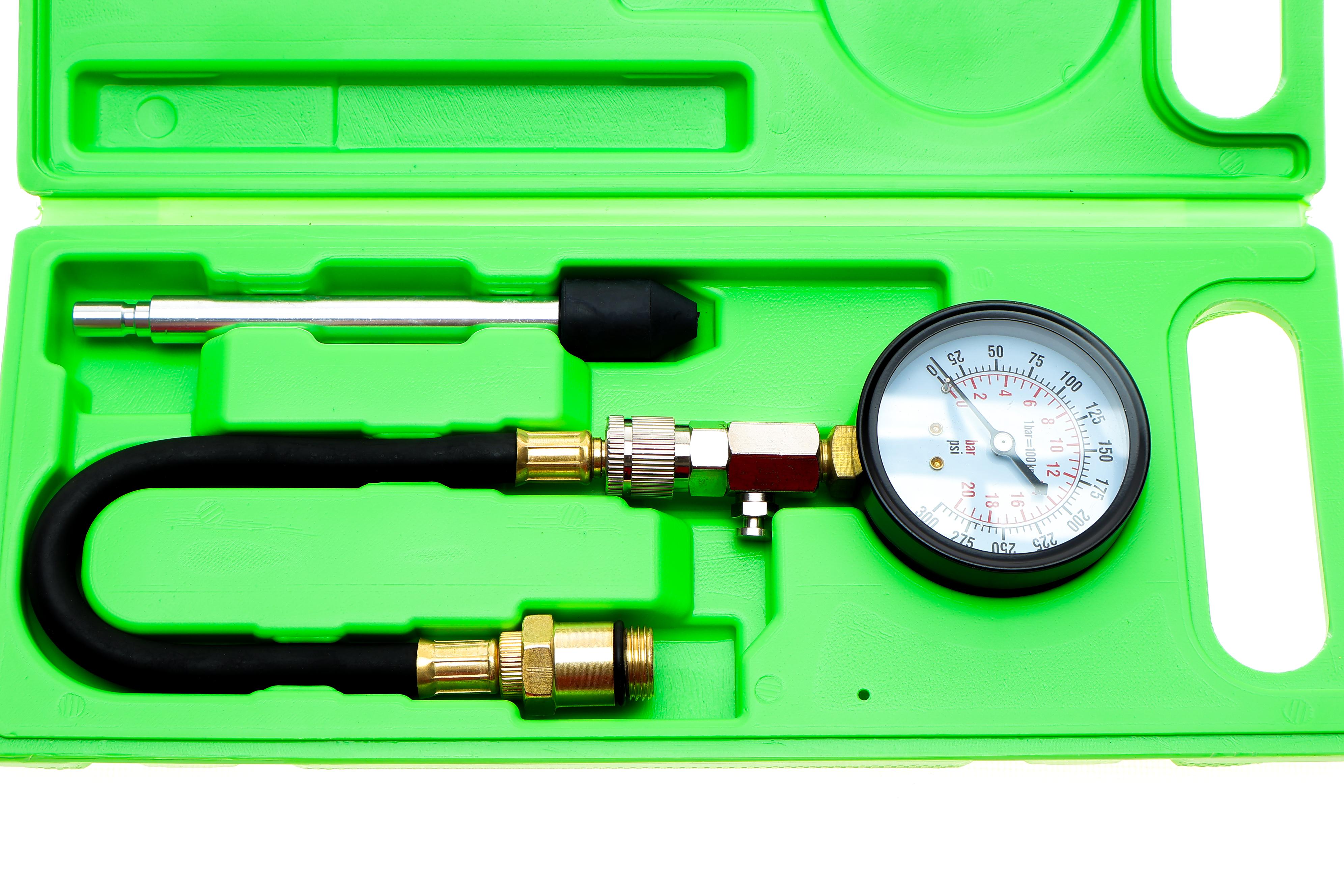 Набір інструментів для перевірки компресії в циліндрах бензинових двигунів