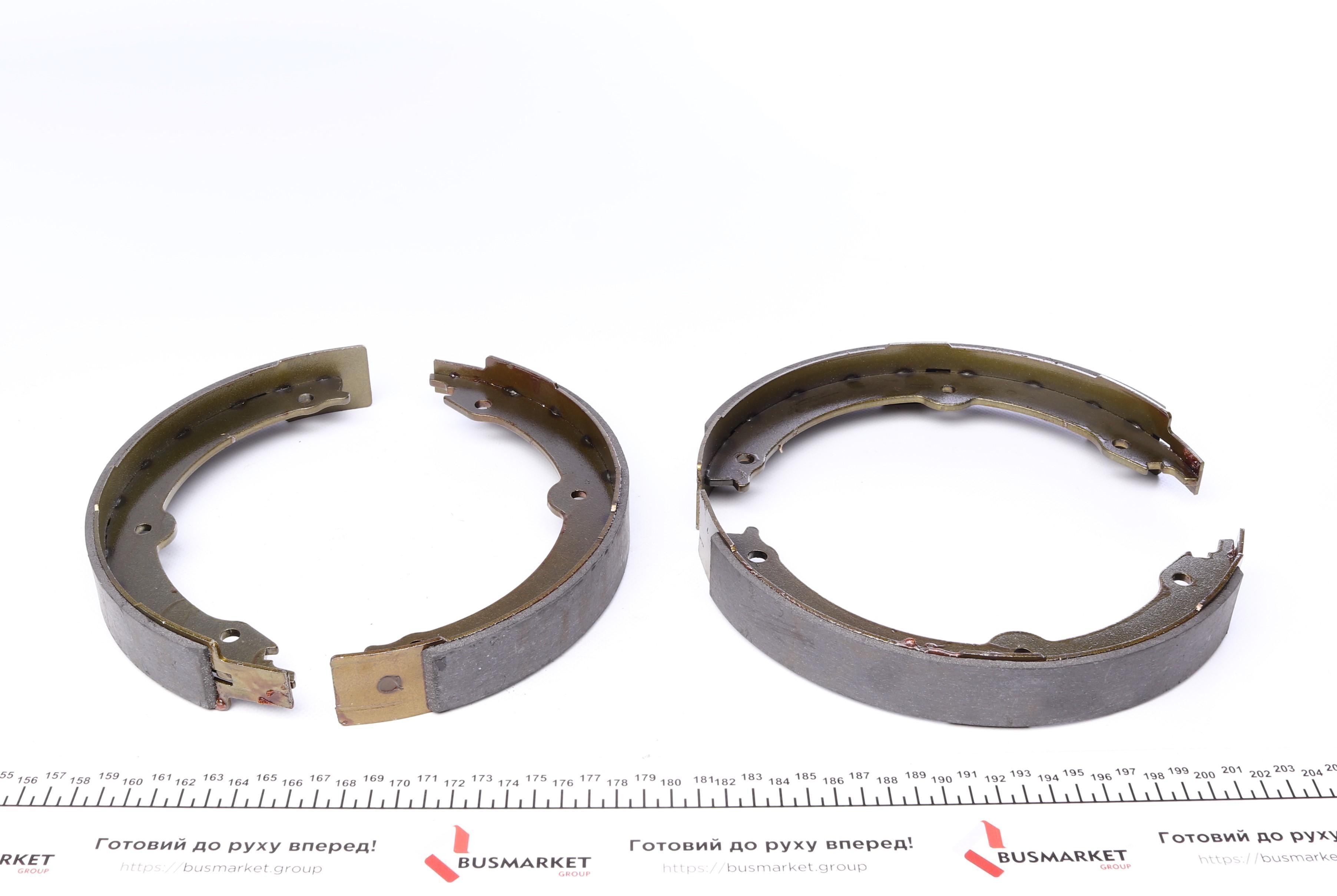 Колодки ручника Toyota Land Cruiser 08- (242x35)