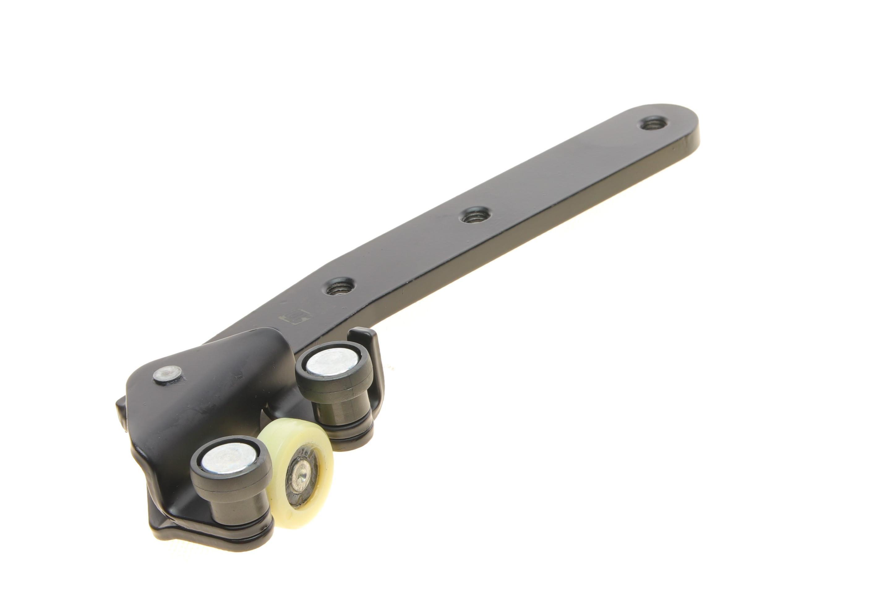 Ролик двери (боковой/нижний/R) Fiat Doblo 01- (с кронштейном)