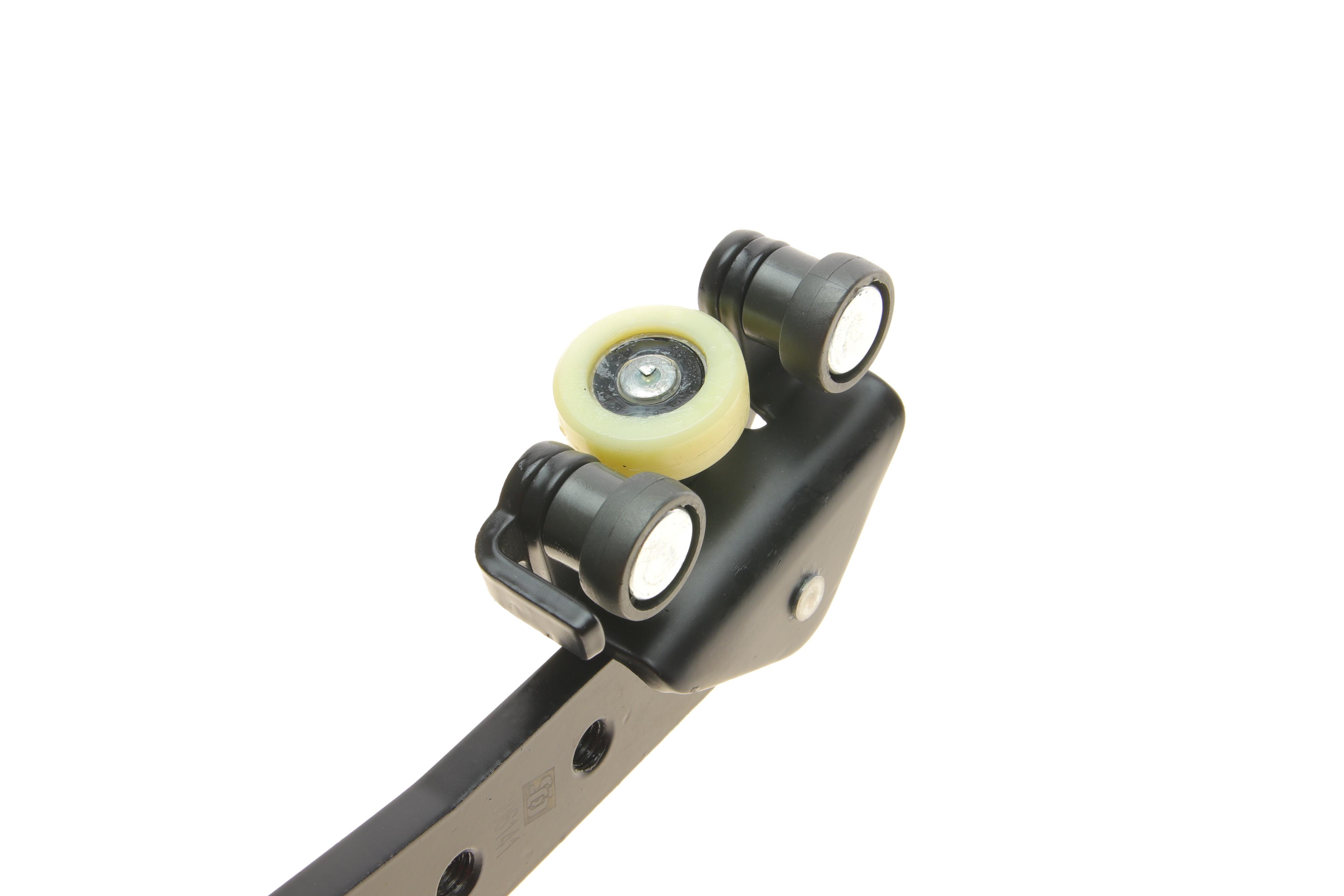 Ролик дверей (бічних/нижній/R) Fiat Doblo 01- (з кронштейном)