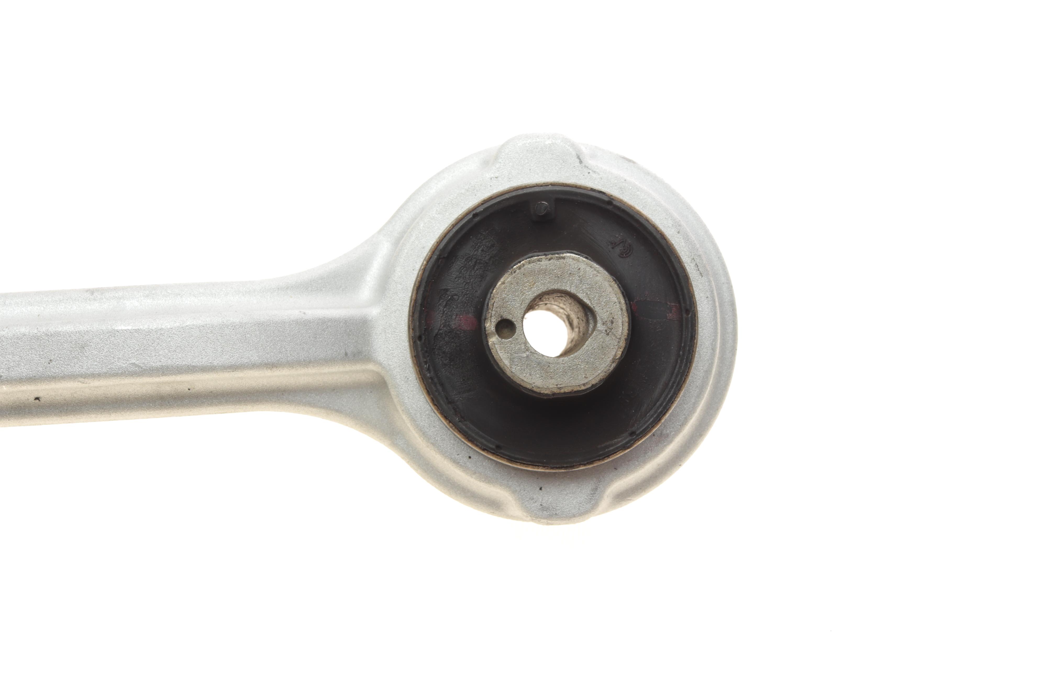 Важіль підвіски (передній/знизу/спереду) (R) MB C (W203/W204)/E (W212)/SLK (R171) 04-