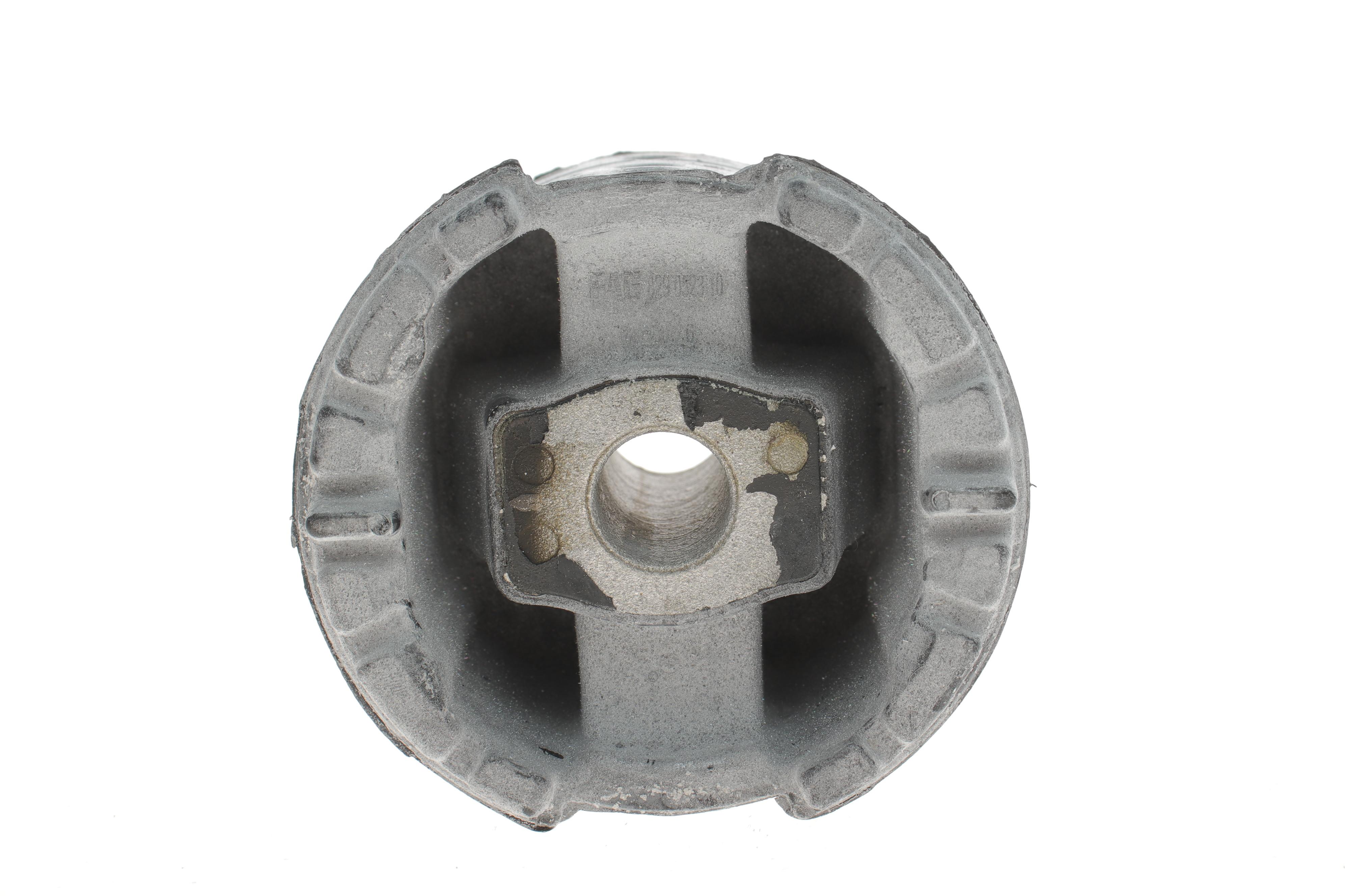 Сайлентблок балки (задней) BMW X5 (E53) 00-06