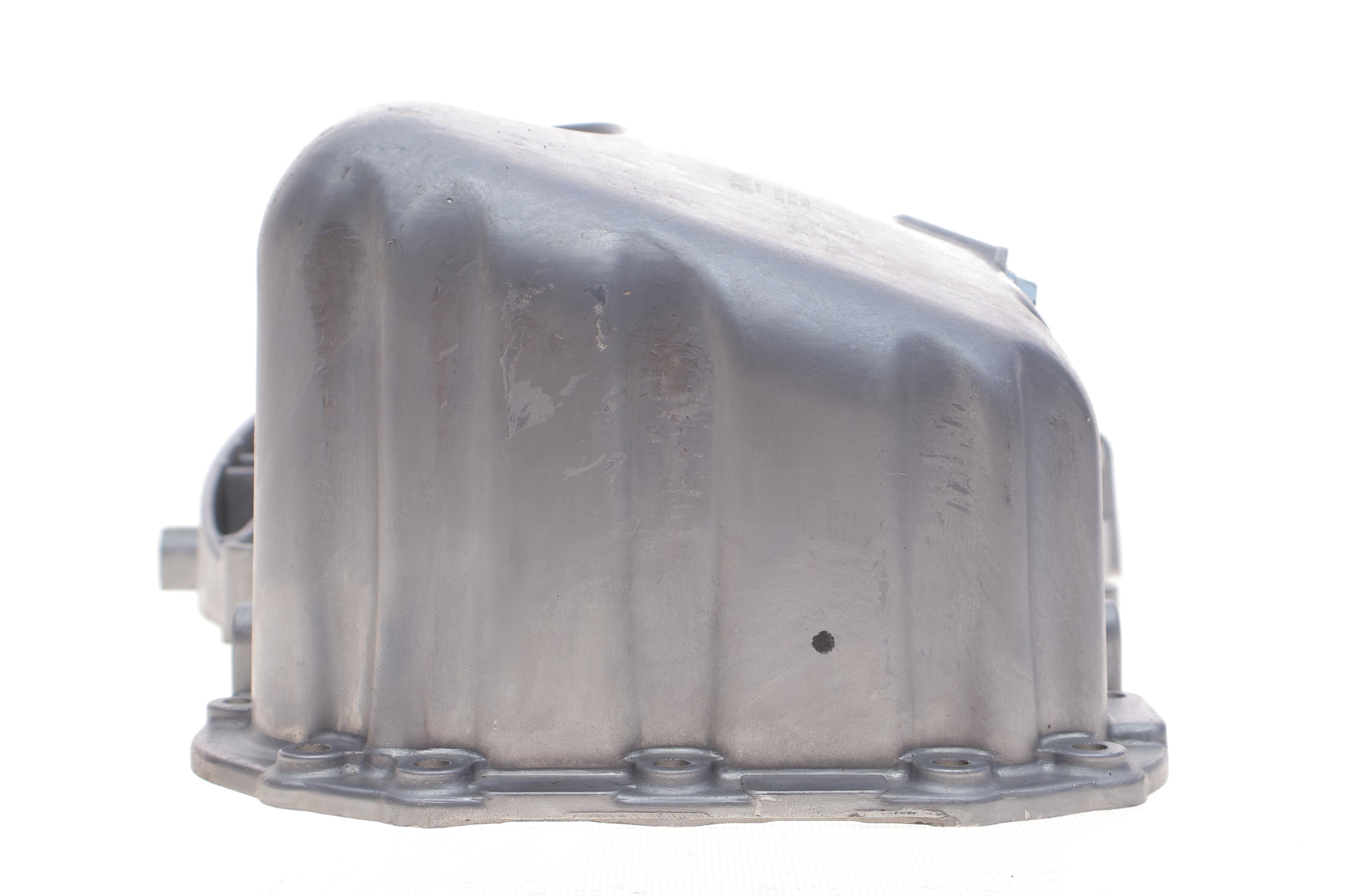 Маслосборник (поддон) Audi Cabriolet 1.8/2.0E 93-00