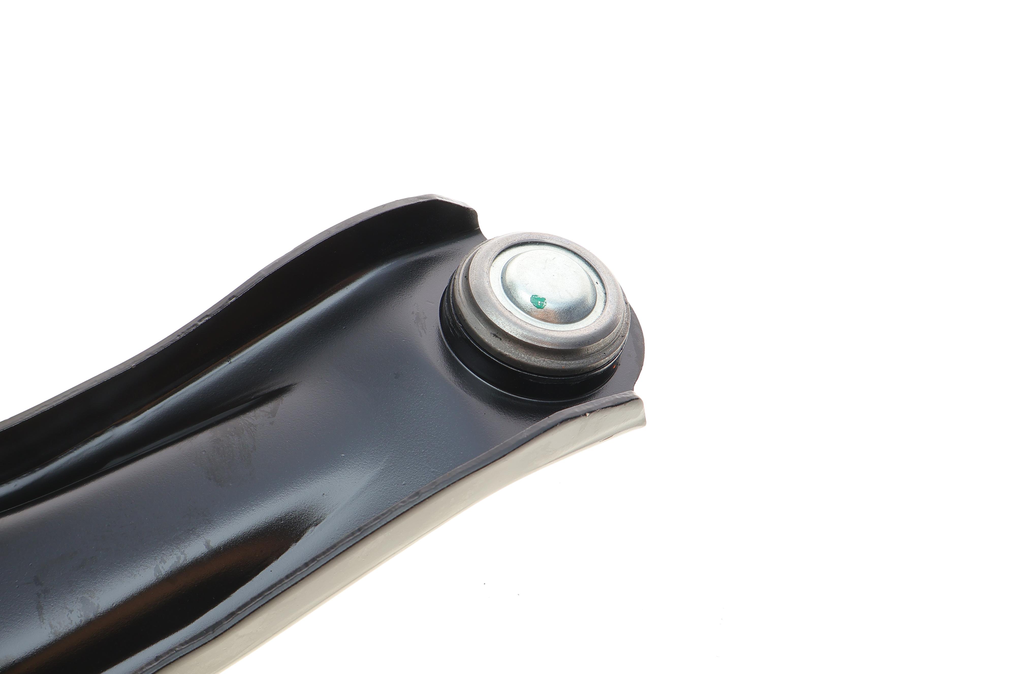 Важіль підвіски (передній/знизу) (R) Nissan Qashqai/X-Trail 07-13