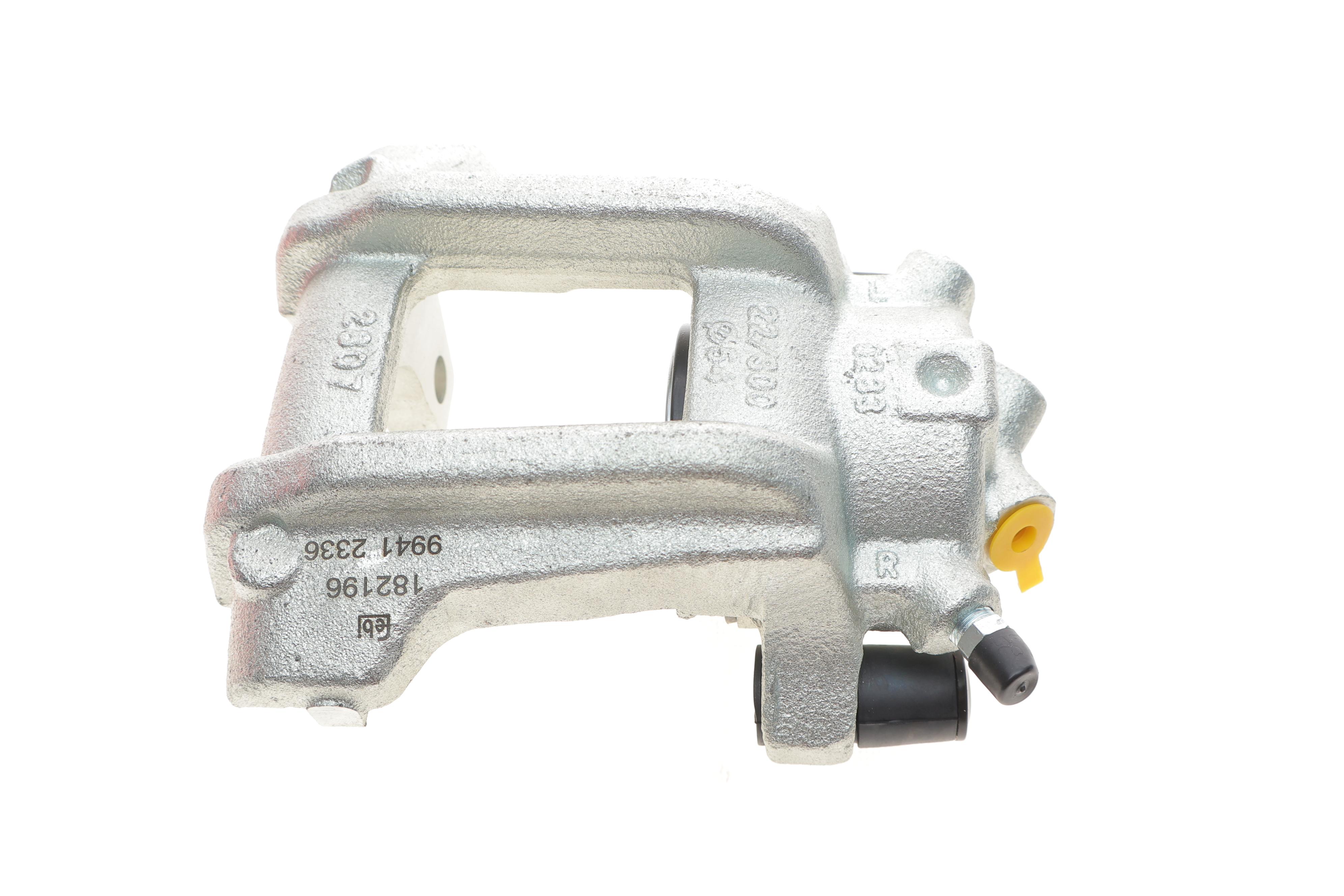 Супорт гальмівний (передній) (R) BMW 3 (F30/F80)/4 (F33/F83) 12-18