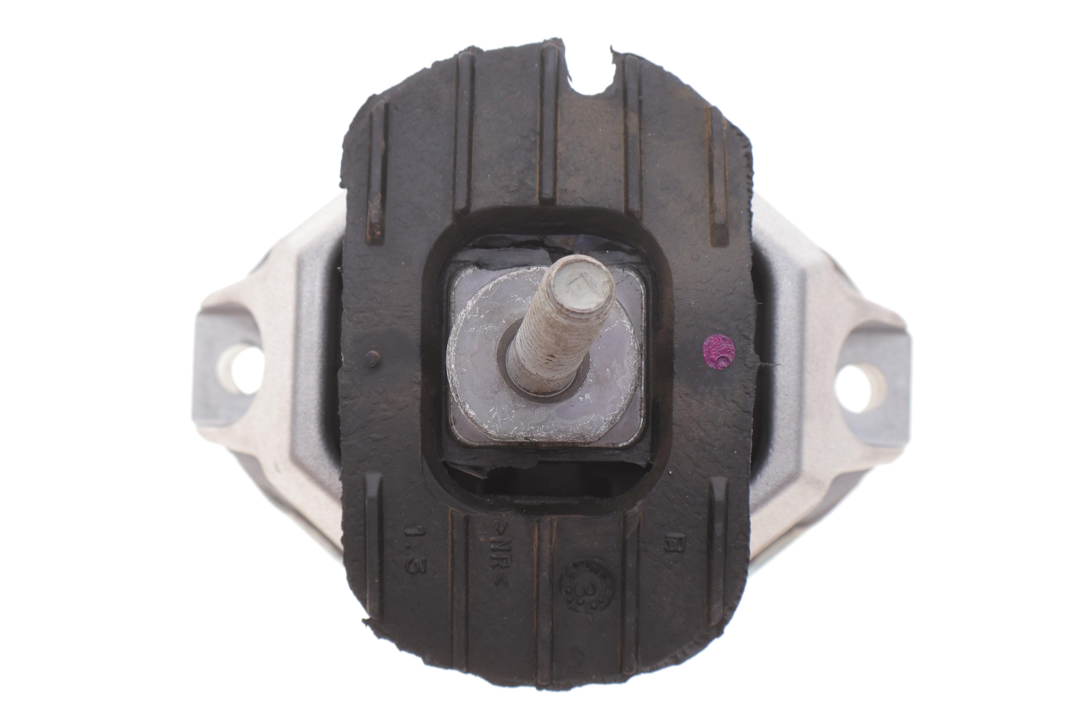 Подушка двигателя (L) BMW 5 (E60/E61) 2.5D/3.0D 04-10