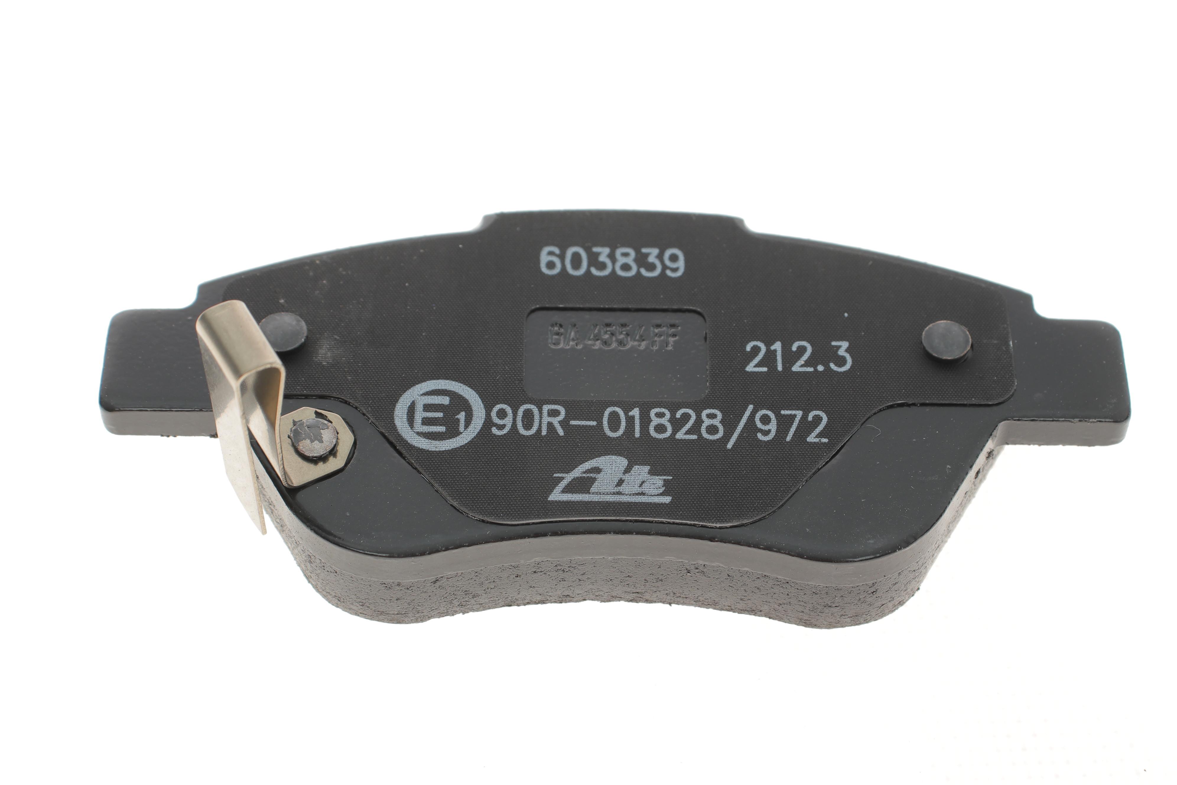 Колодки гальмівні (передні) Opel Corsa D 06-14/Adam 12-19