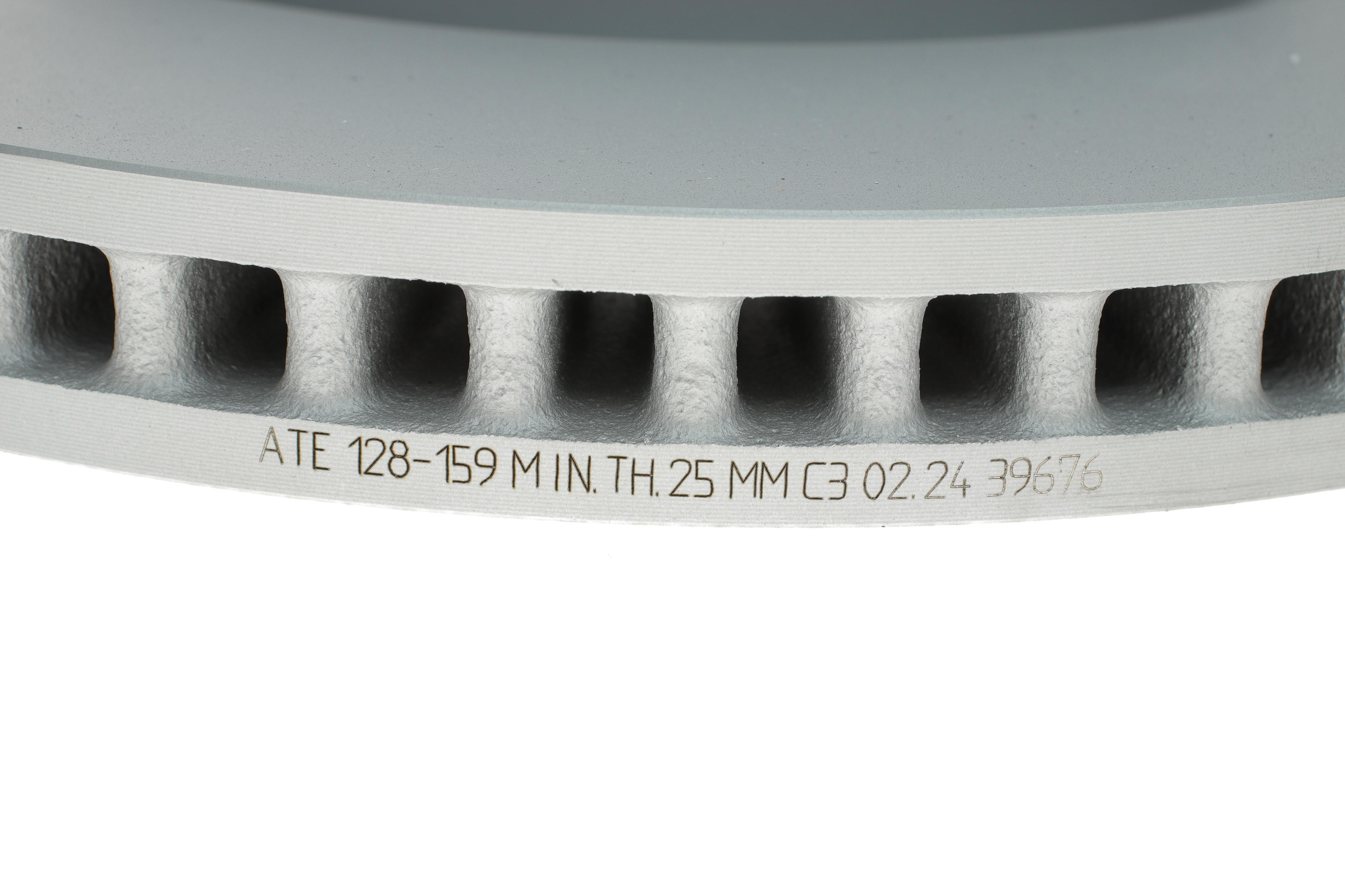 Диск гальмівний (передній) Toyota Aurion/Camry/ Rav4 2.0-2.2 06- (296x28) (покрив.) (вентильований)