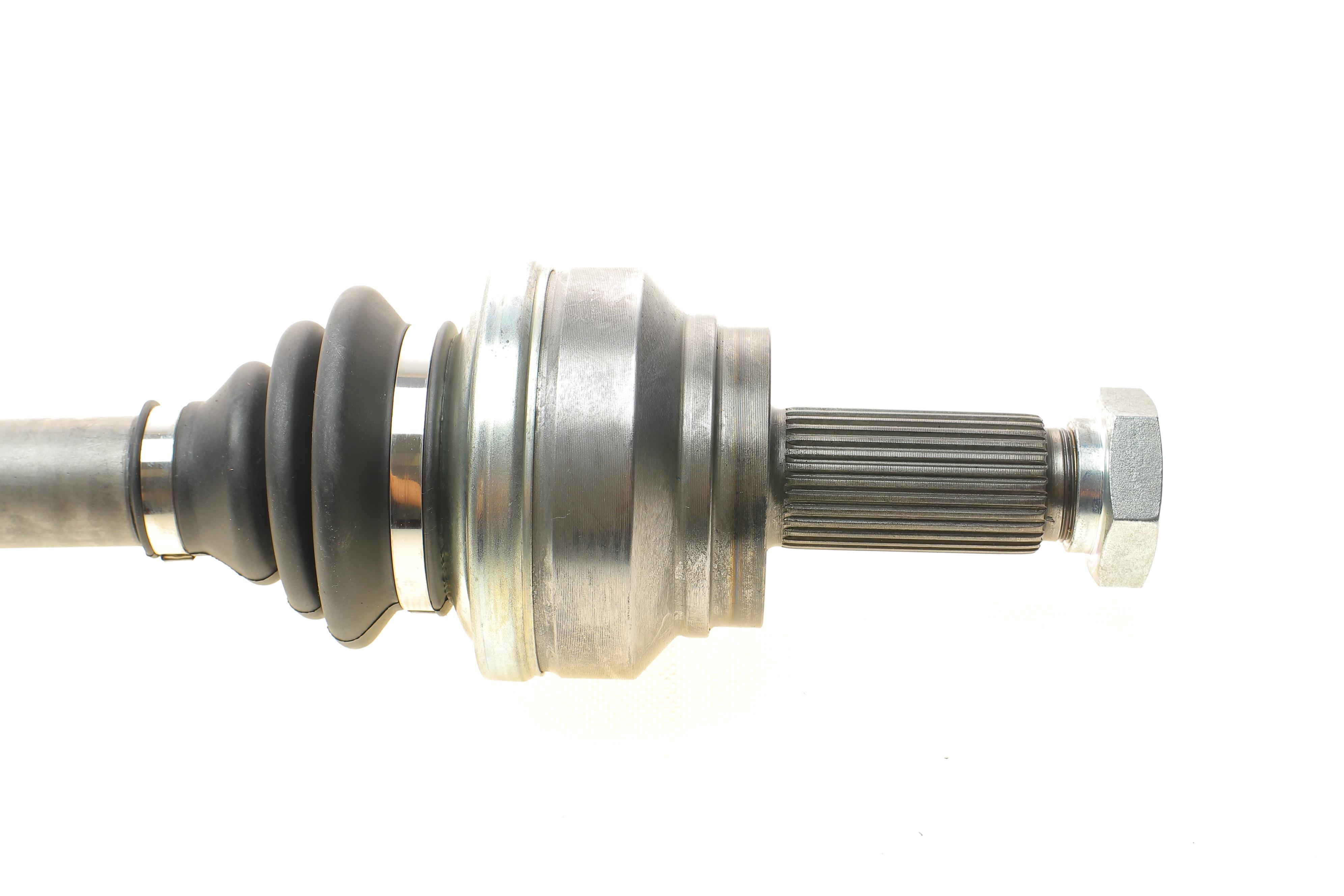 Полуось (задняя) BMW X5 (E70) 09-13 (32x30x809)