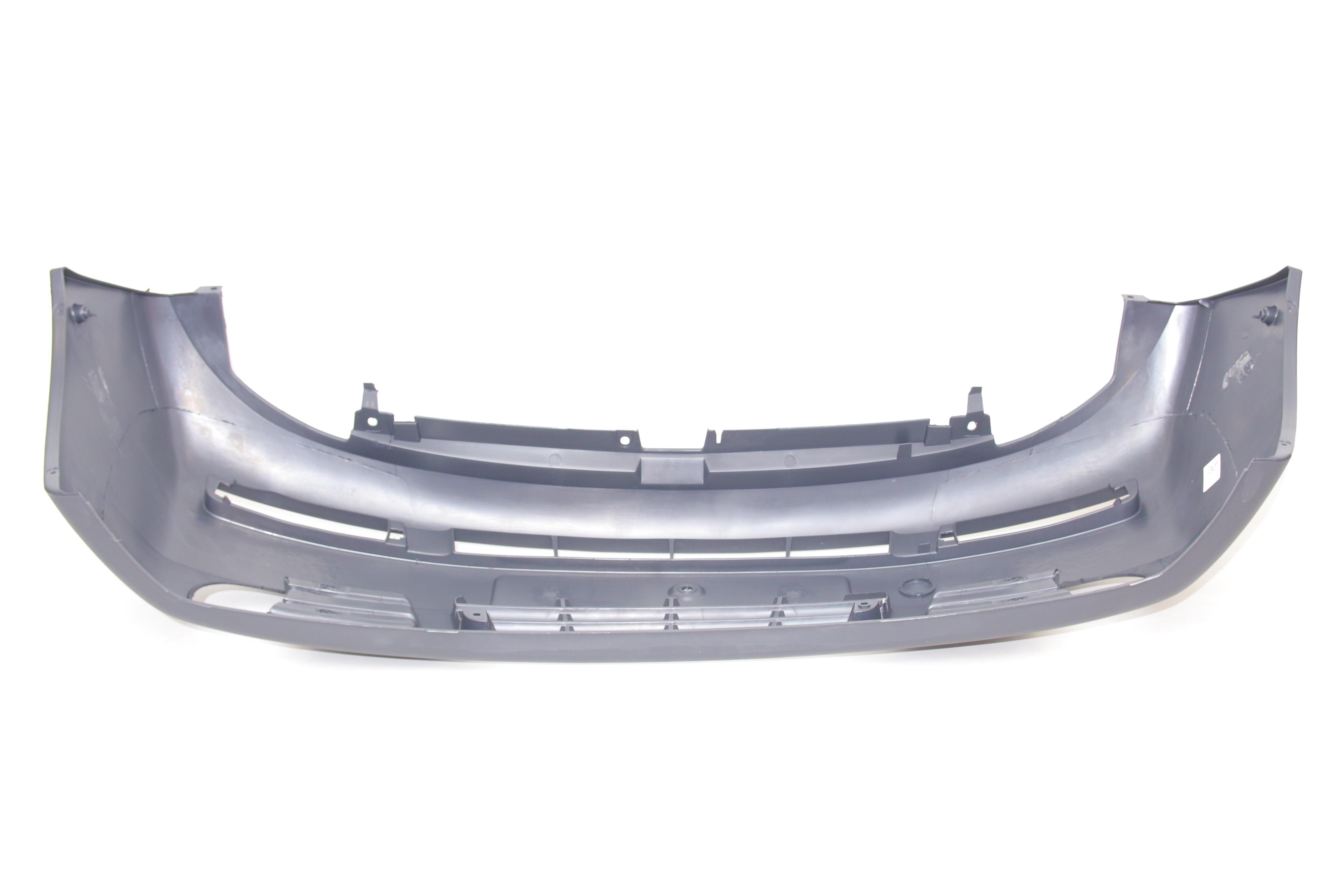 Бампер (передний) Opel Vivaro 01- (с отверстием для противотуманных фар)