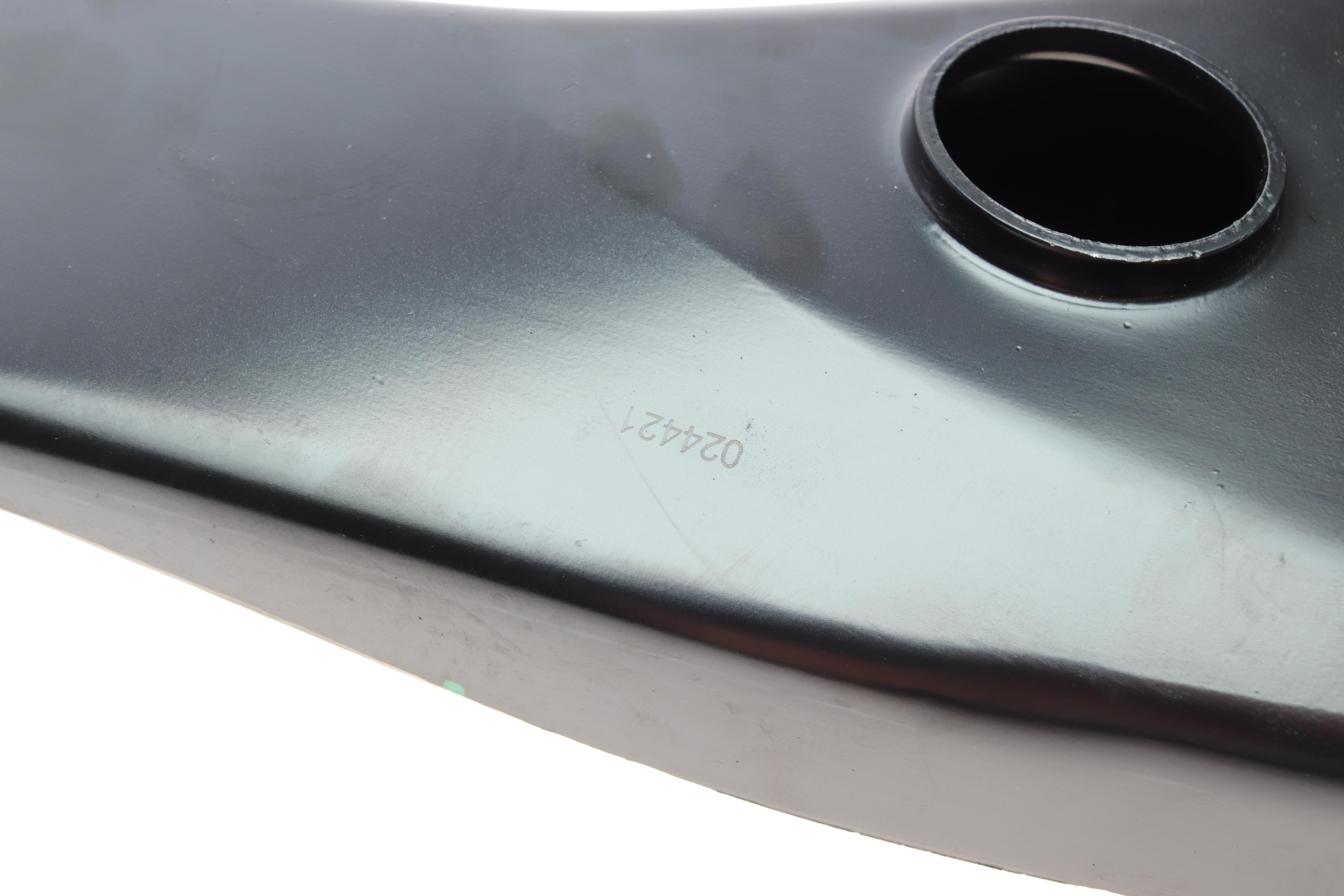 Важіль підвіски (передній/знизу) (L) Volvo S40/V40 95-04