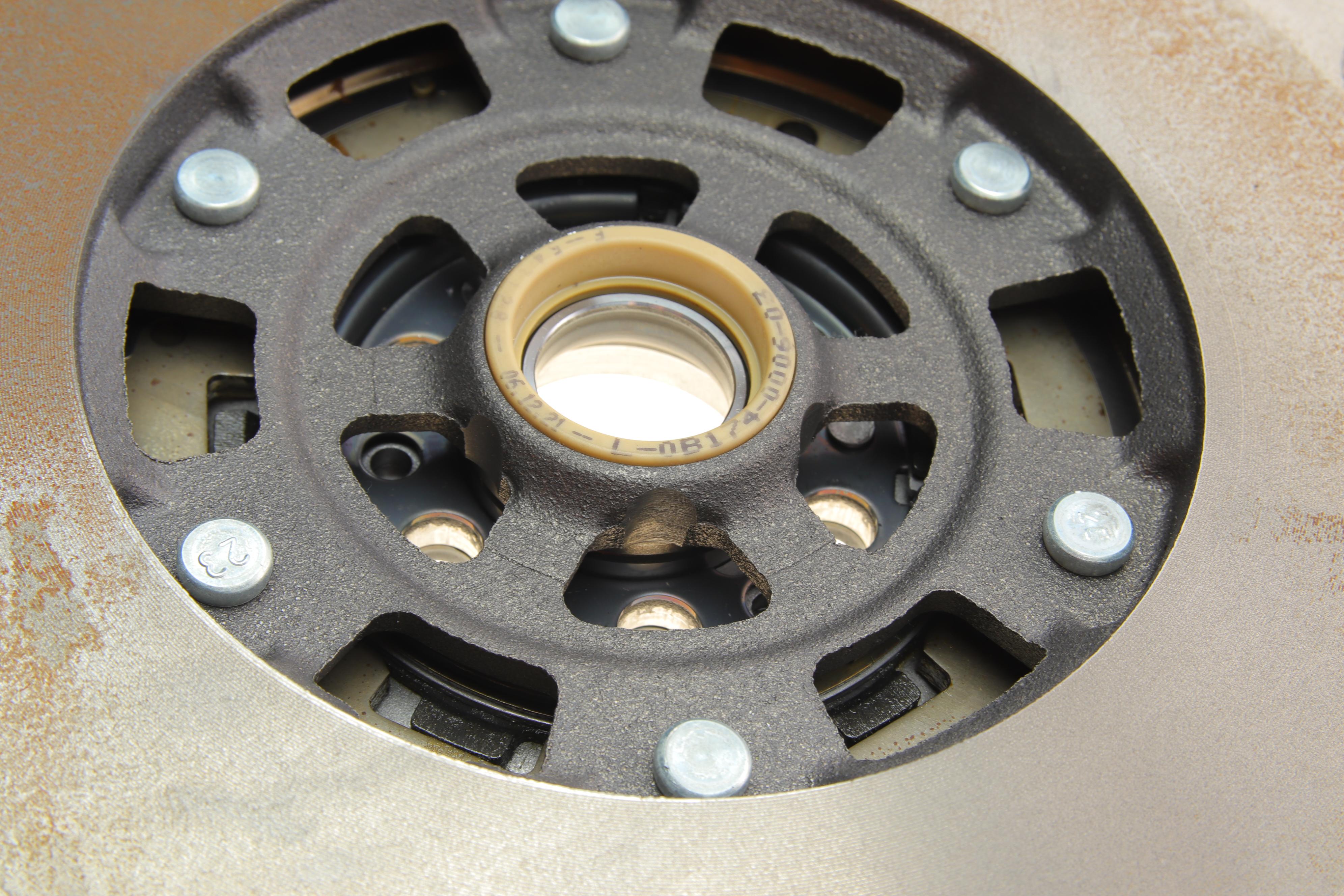 Демпфер зчеплення Nissan X-Trail I 2.0/2.5 4x4, 01-13, 103/110/121/132kw, (QR20DE, QR25DE)