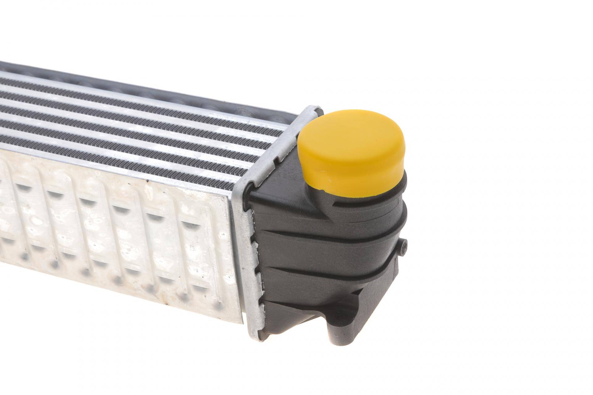 Радіатор інтеркулера VW Sharan 1.8 T/1.9 TDI 95-