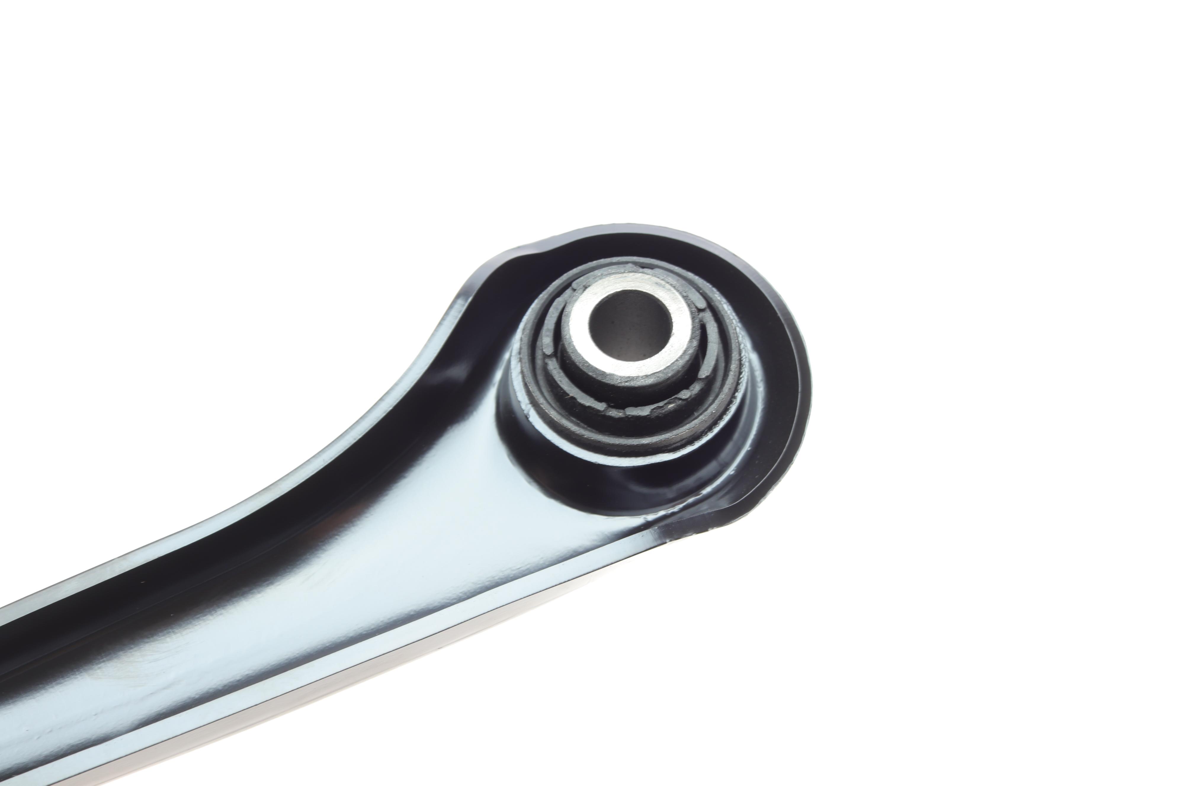 Важіль підвіски (задній/знизу) (R) Audi A3/Q3/Skoda Octavia II/SuperB/VW Golf V/VI/Passat/Touran 03-