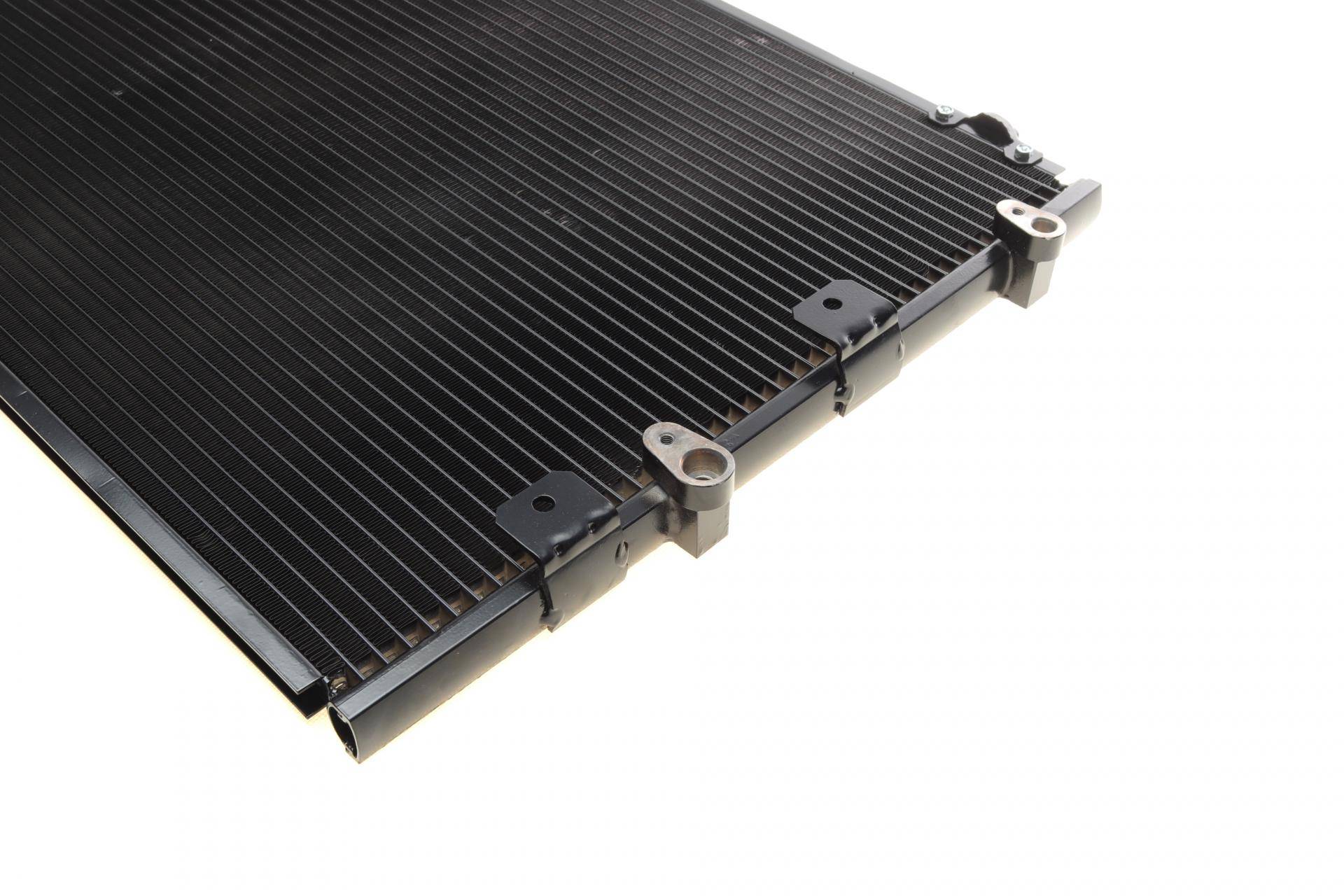 Радіатор кондиціонера (з осушувачем) Toyota Previa 2.0D-4D/2.4 00-06