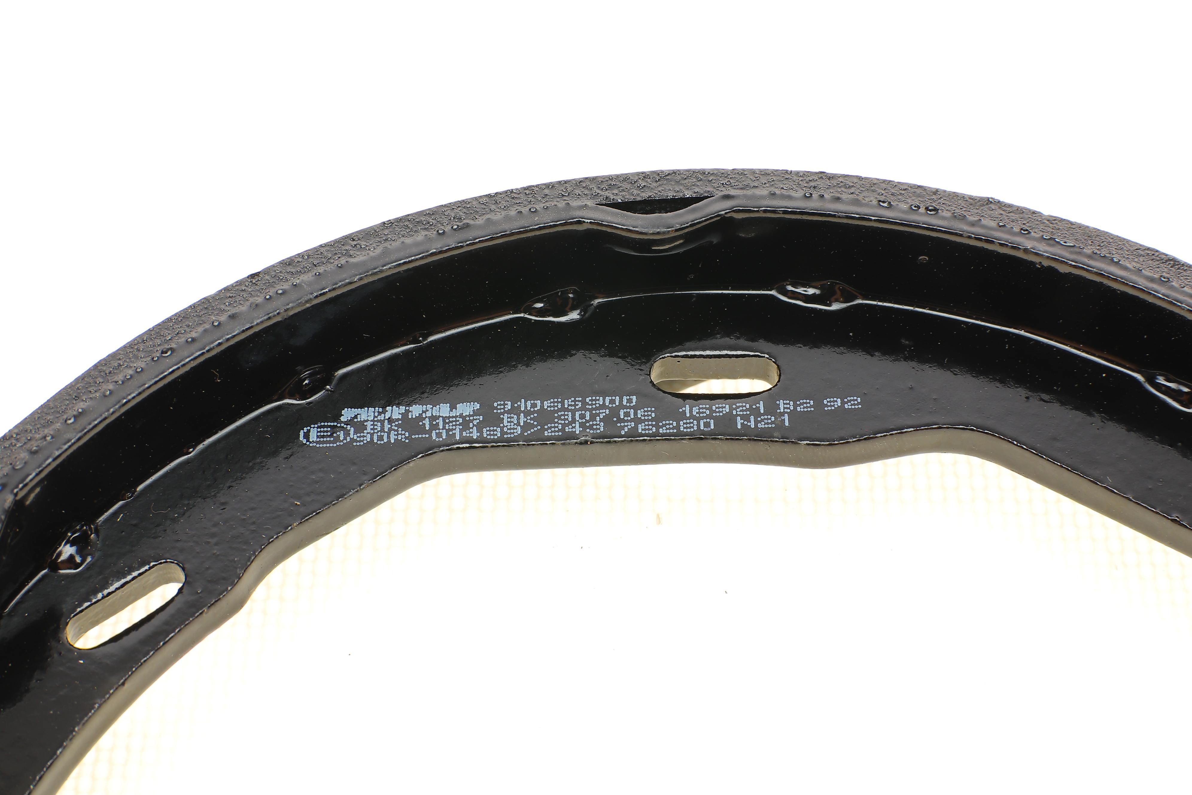 Колодки ручника MB C-class (W204/C204) 07- /E-class (A207/C207) 09- (164x25) (к-кт)