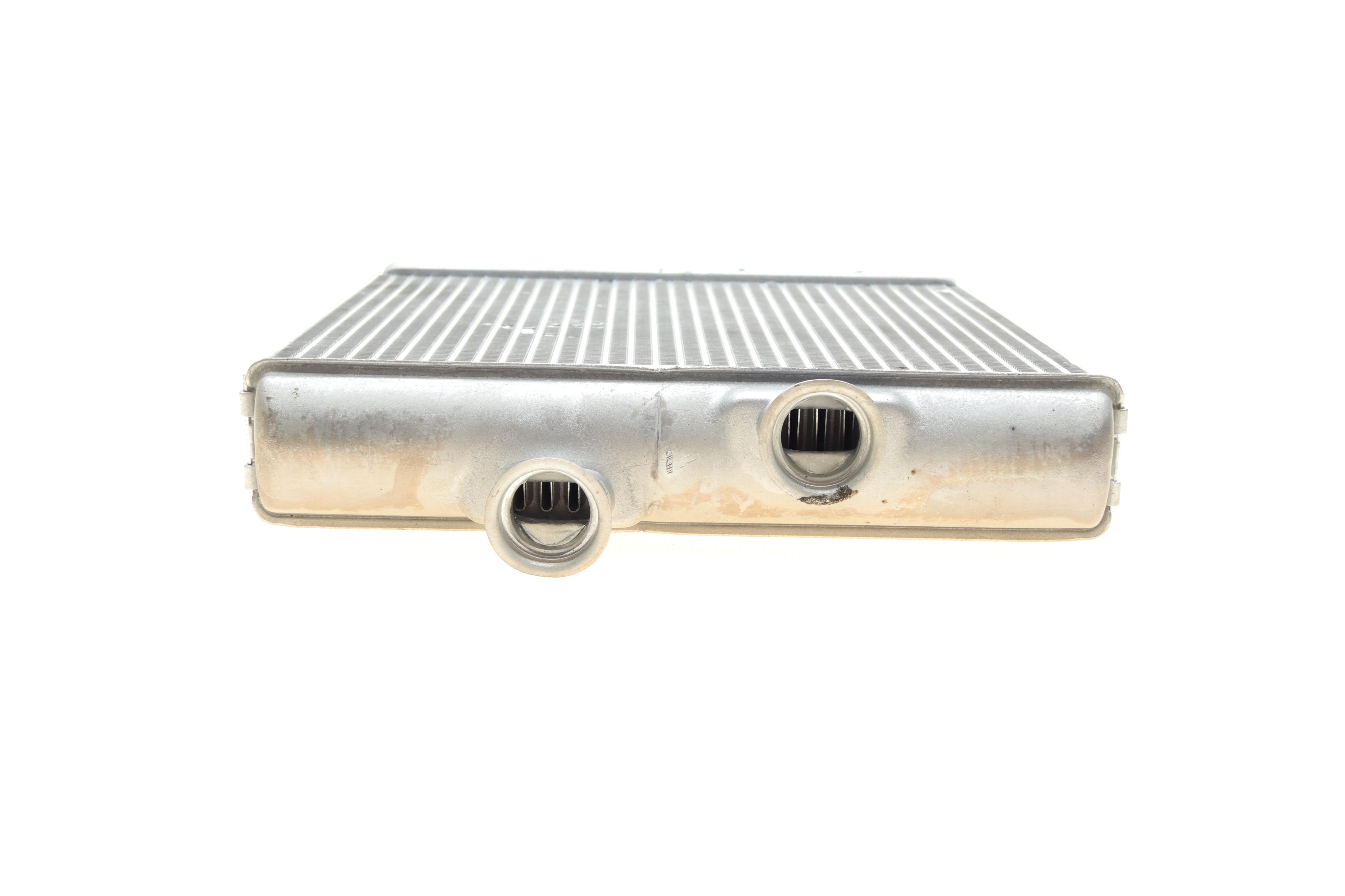 Радіатор пічки MB C-class (W204)/E-class (W212) 07-16