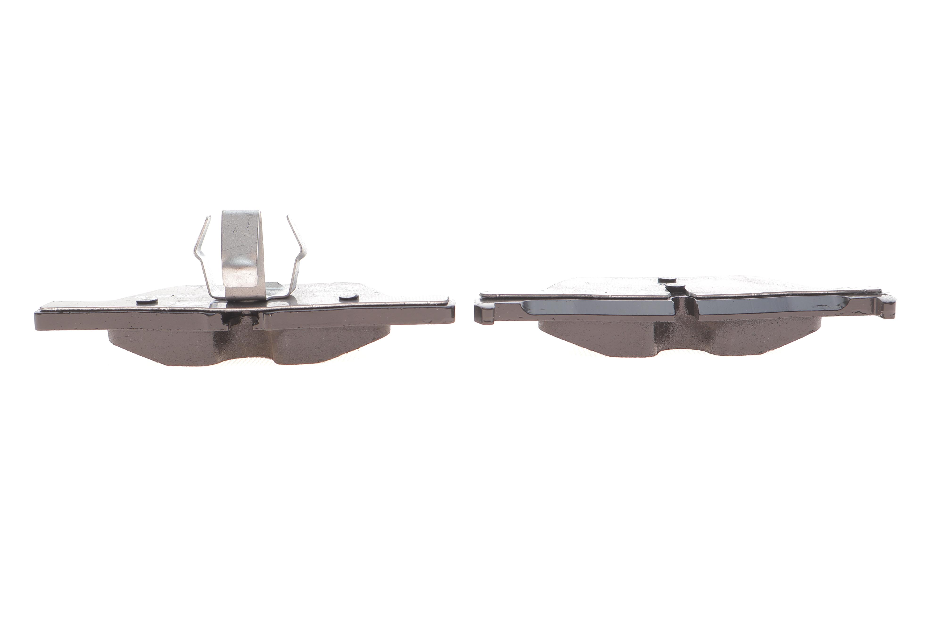 Колодки гальмівні (задні) BMW 1 (F20/F21)/ 2 (F22/F23)/ 3 (F30/F31/F34)/4 (F32/F36) 11- (Bosch) ATE Ceramic