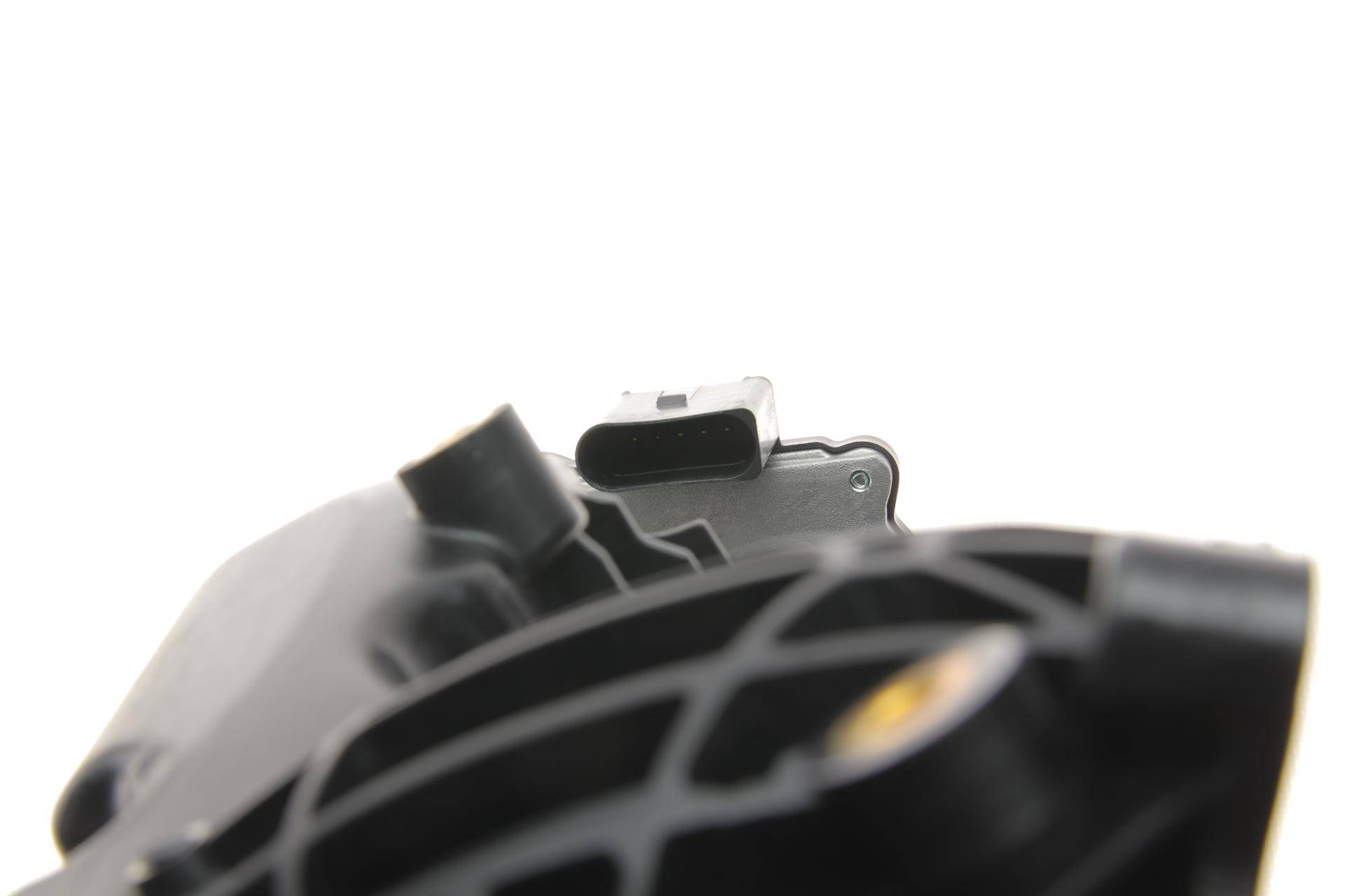 Колектор впускний VW Caddy IV/Passat 2.0TDI 05-12/Skoda Octavia 2.0TDI 06-13 (з електроприводом)