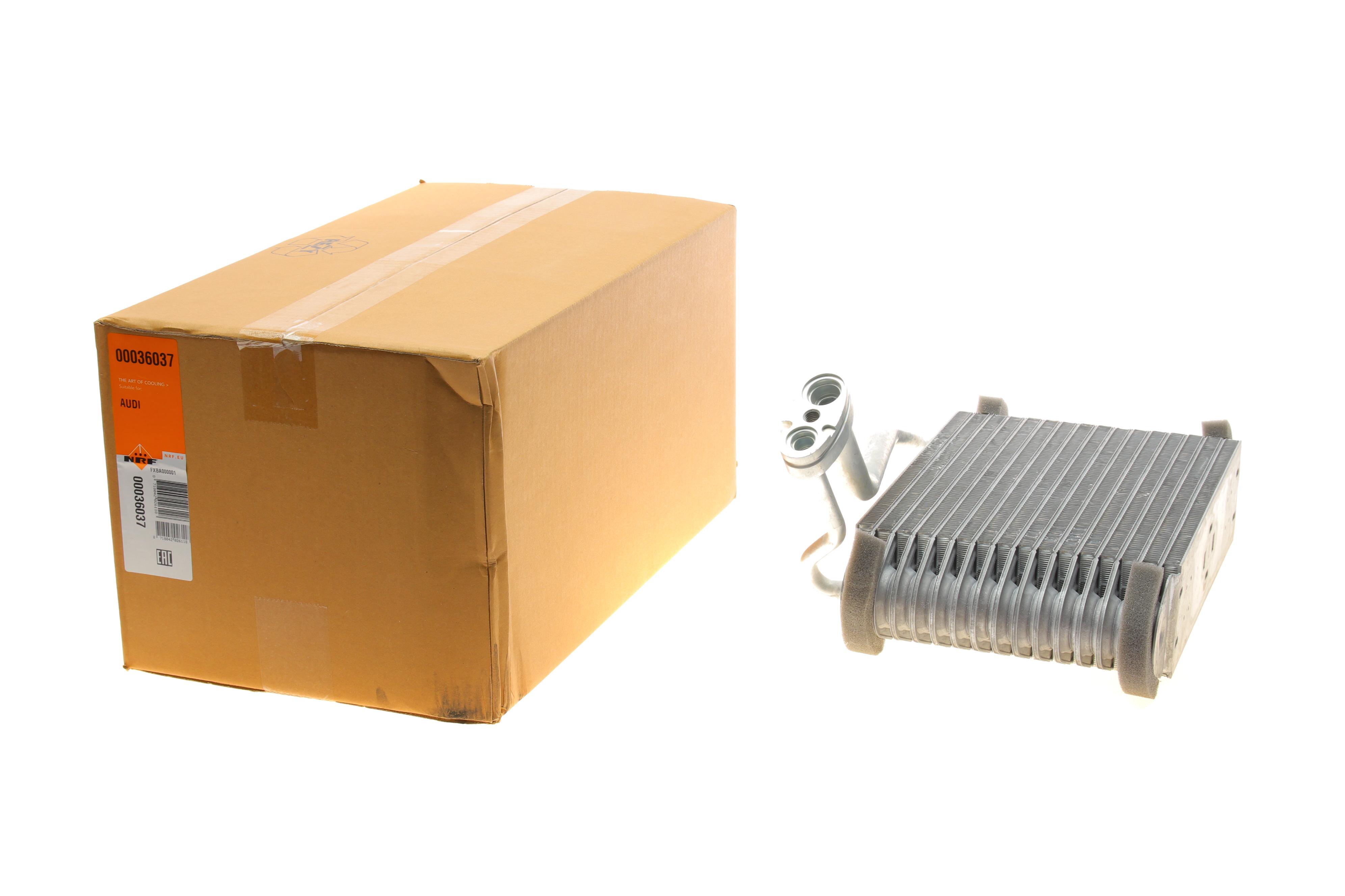 Радіатор кондиціонера Audi A4 1.6-2.8 94-01