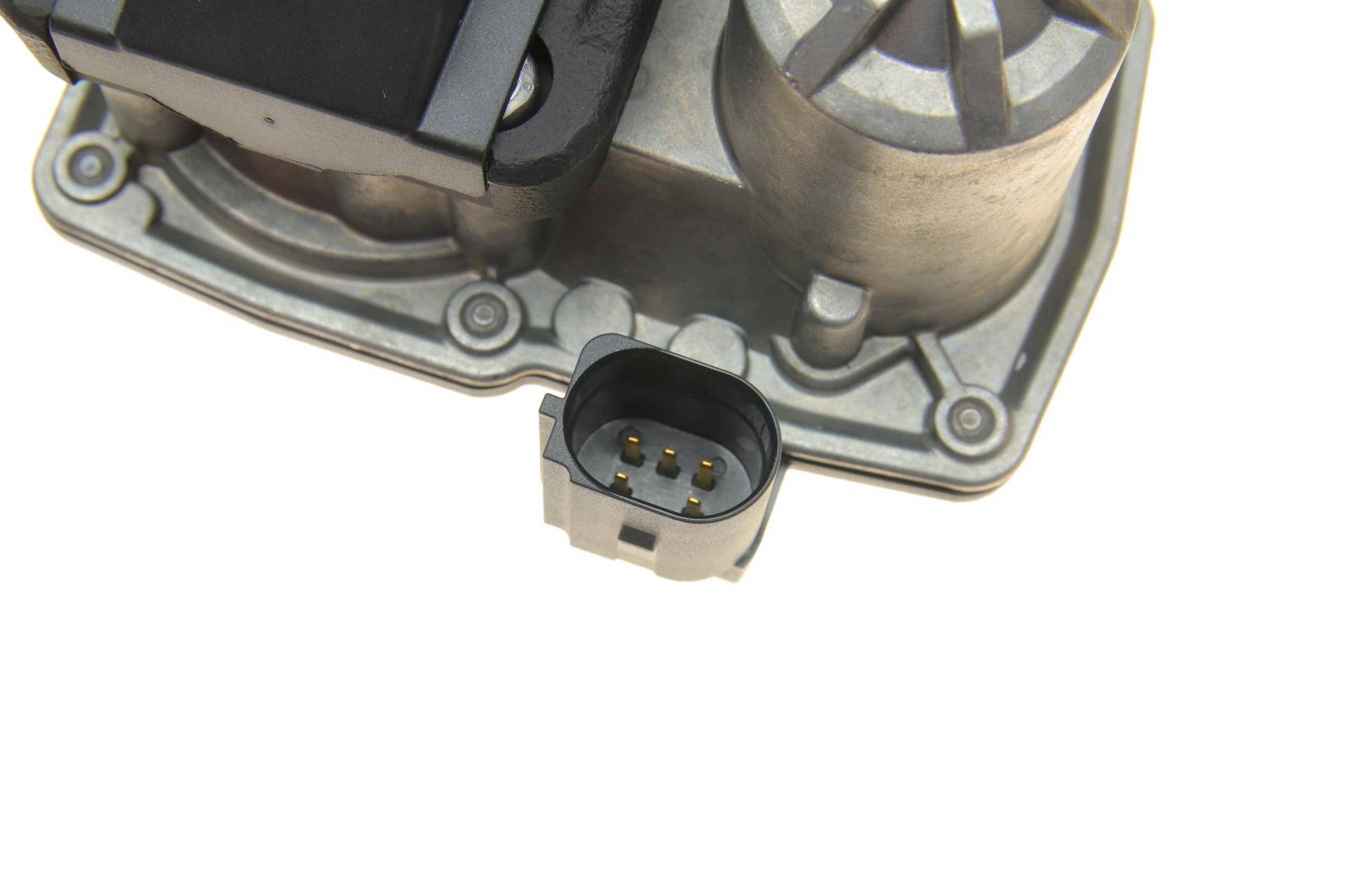 Радіатор рециркуляції ВГ з клапаном EGR VW Crafter 2.0TDI 16-