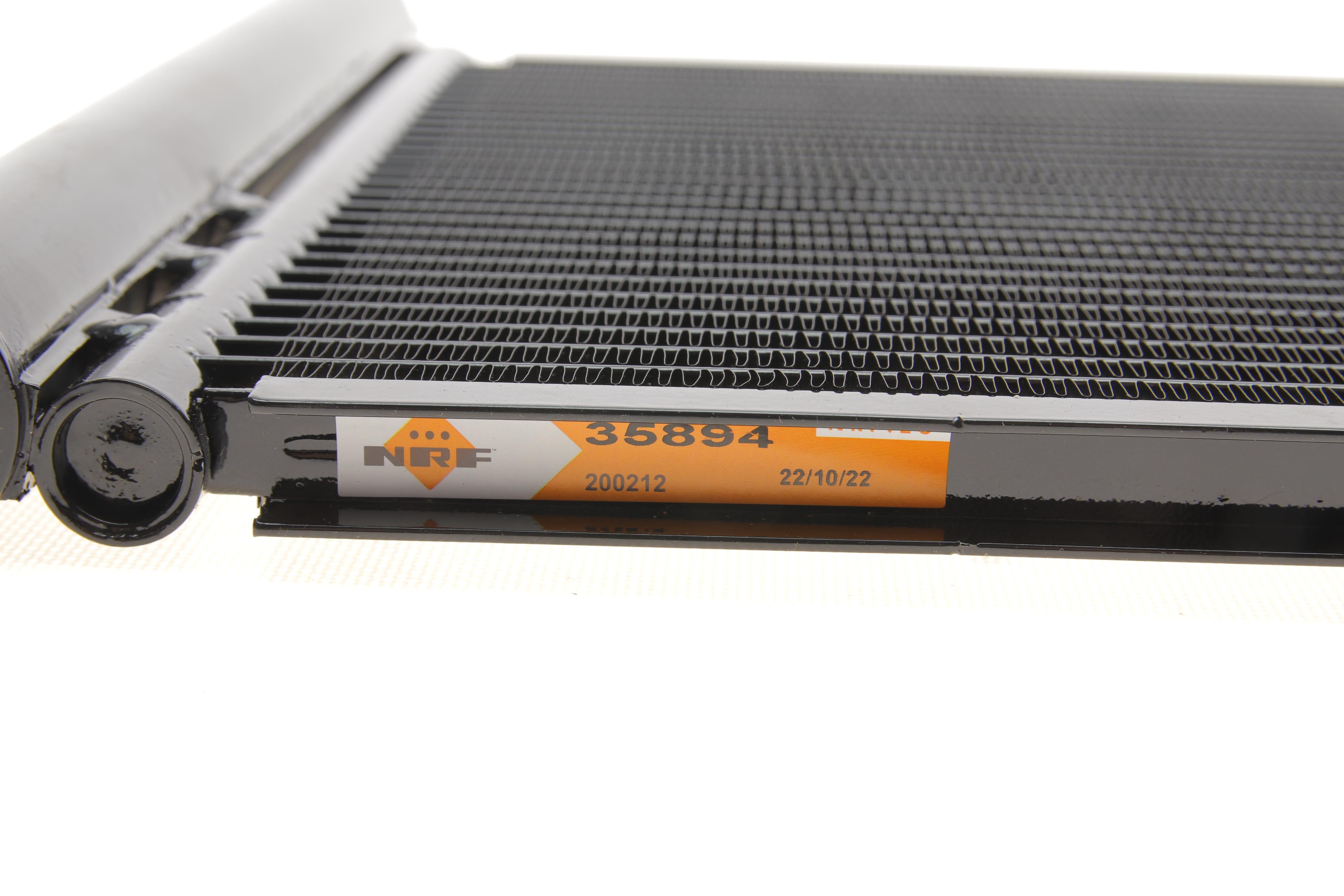 Радіатор кондиціонера Citroen Jumper/Peugeot Boxer 06-