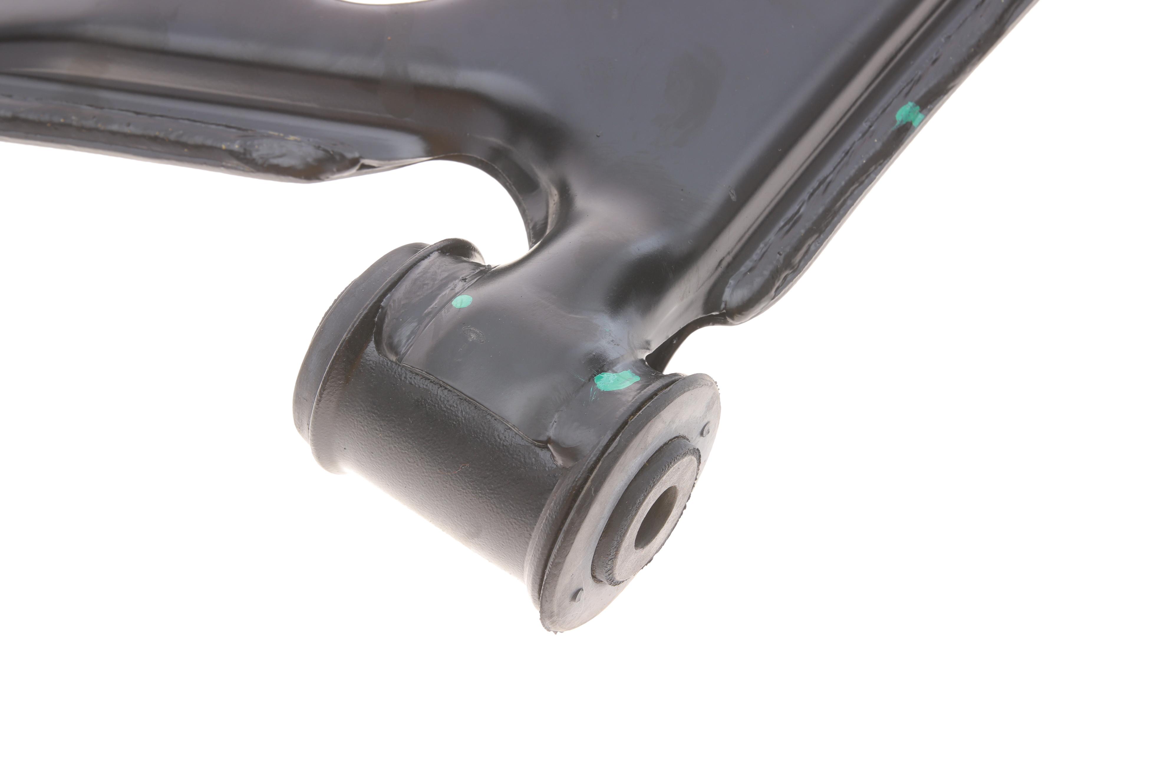 Важіль підвіски (передній/знизу) (R) Fiat Doblo 10-/Opel Combo 12- (з кульовою)