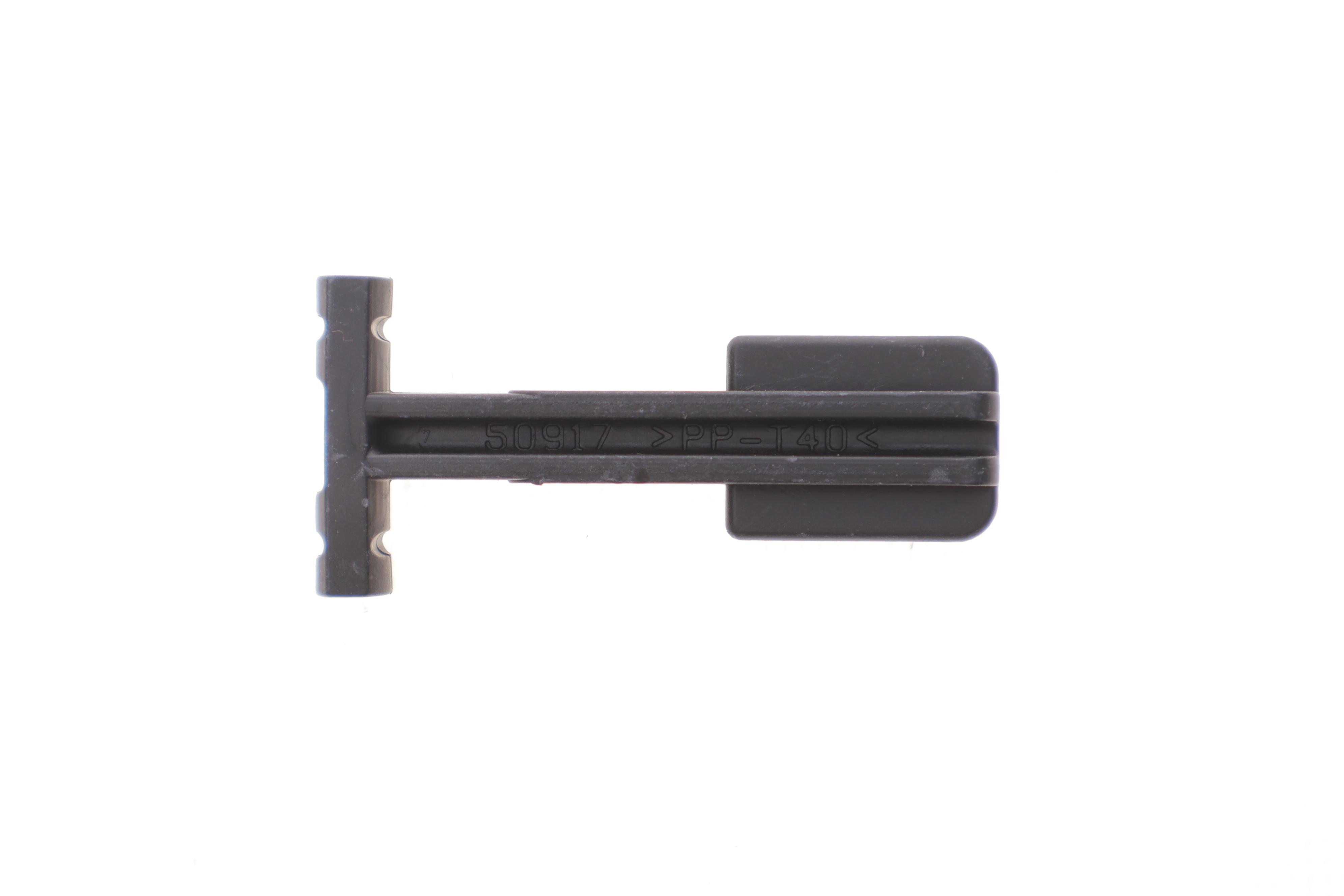 Клипса корпуса фильтра воздушного Toyota Corolla 1.4-1.8 VVT-i 01-08