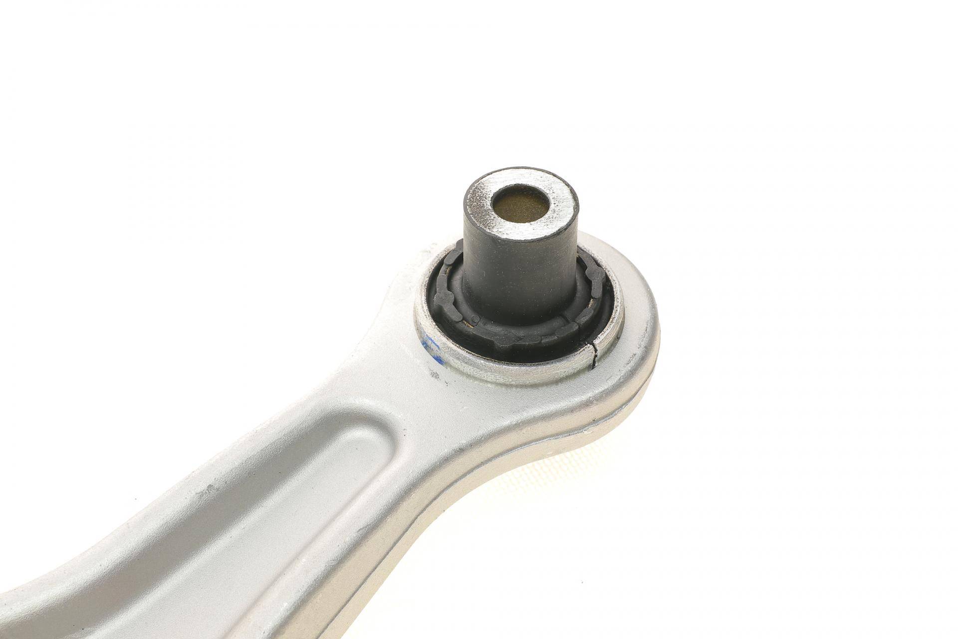 Важіль підвіски (задній/зверху) (R) BMW 5 (E39) 95-