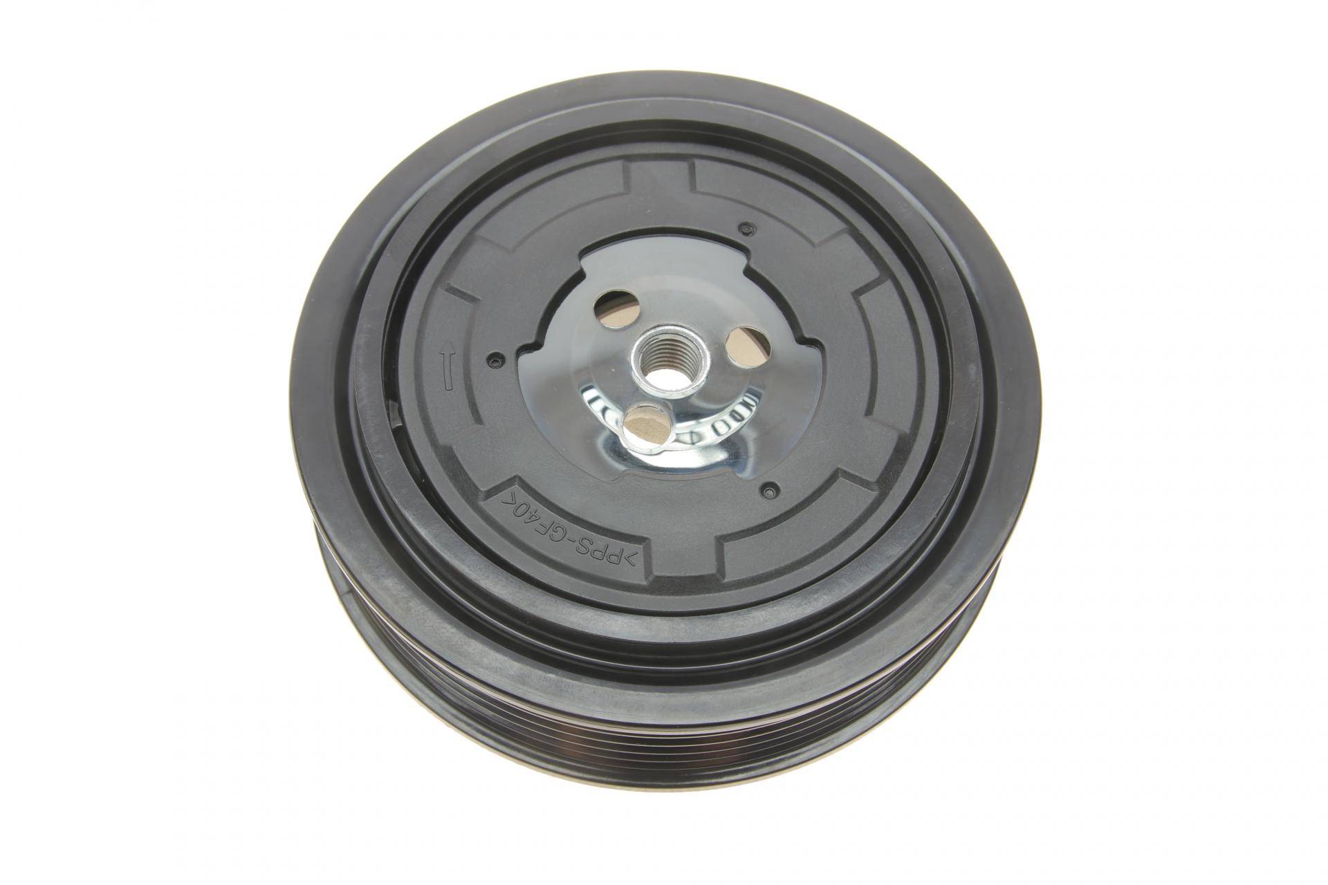 Шків компресора кондиціонера VW Golf IV/Skoda Fabia 99-08