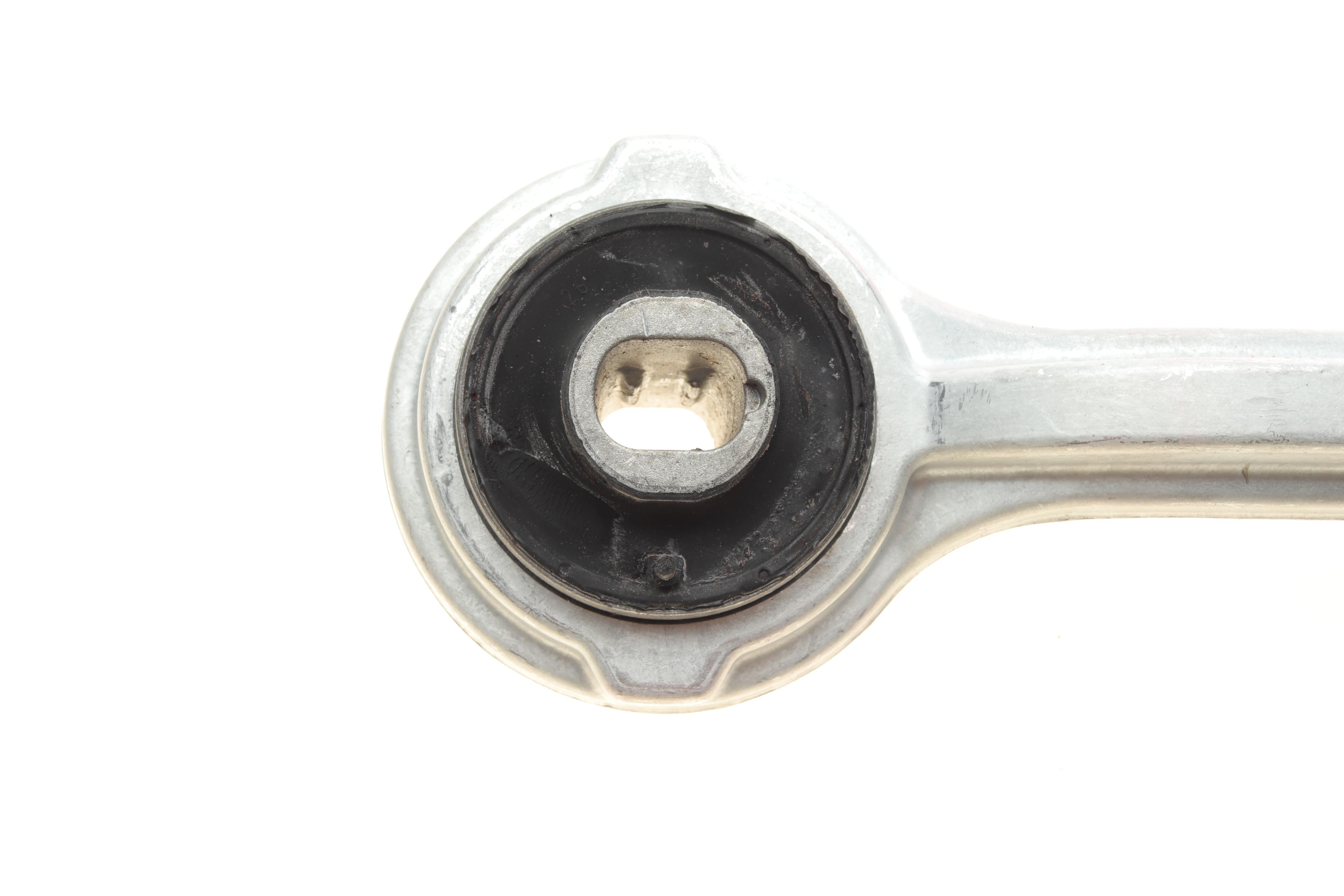 Важіль підвіски (передній/знизу/спереду) (L) MB C-class (W203/W204)/E-class (W212) 00-15