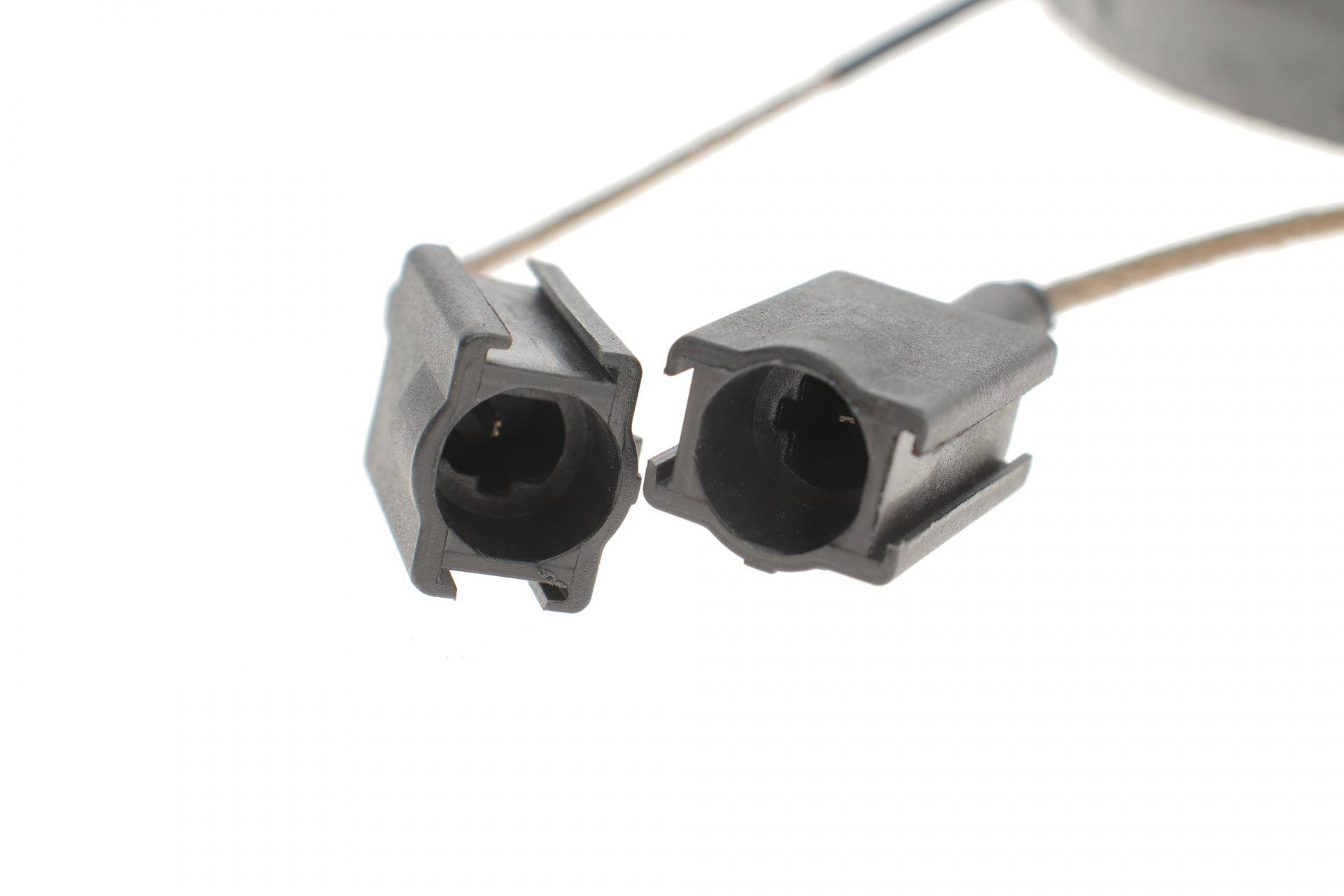 Колодки гальмівні (передні) Citroen Jumper/Fiat Ducato/Peugeot Boxer 2.0-3.0HDi 06- R16 (з датчиком)