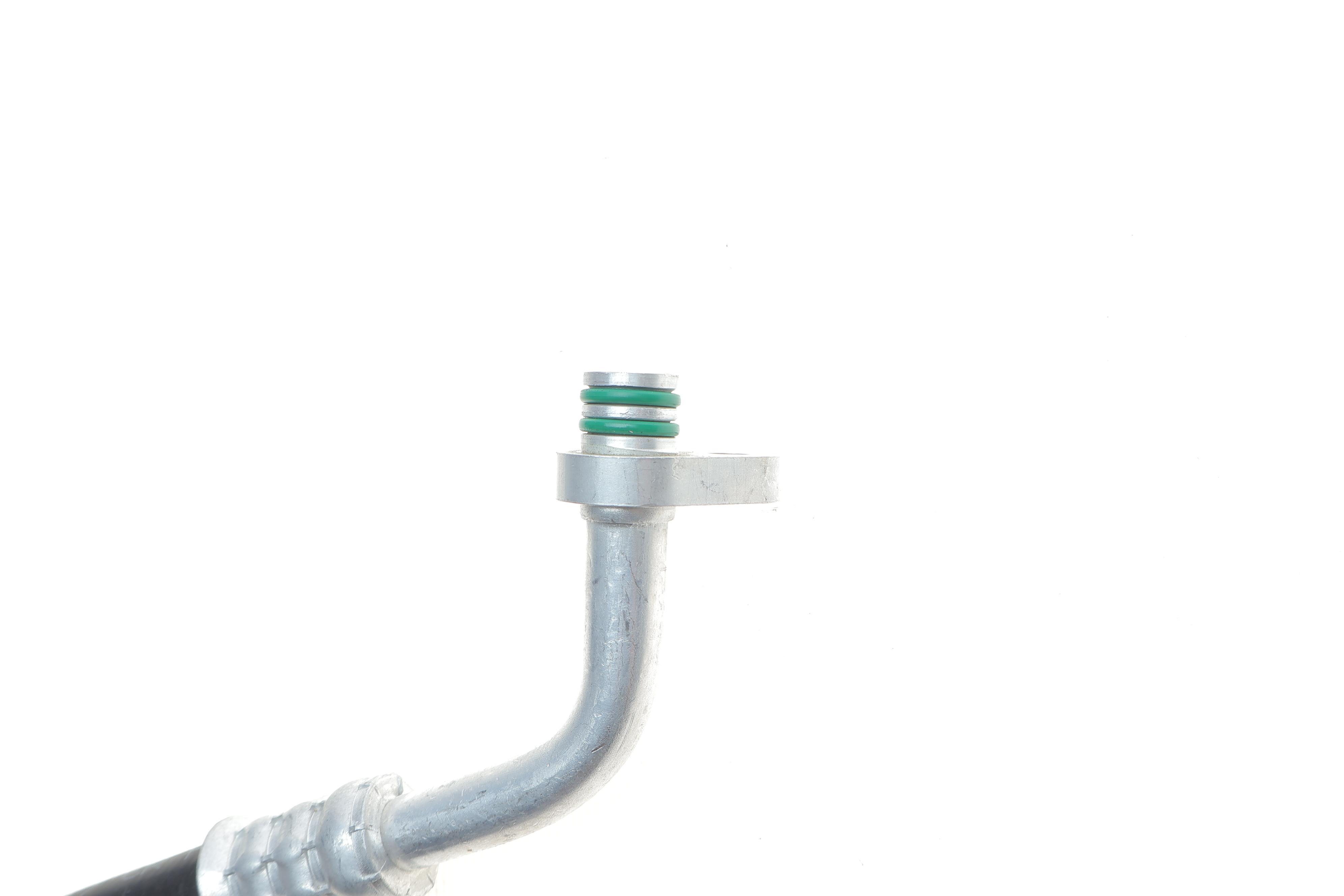 Трубка кондиціонера Citroen C4/C5/Peugeot 3008/307/5008/508 00-19