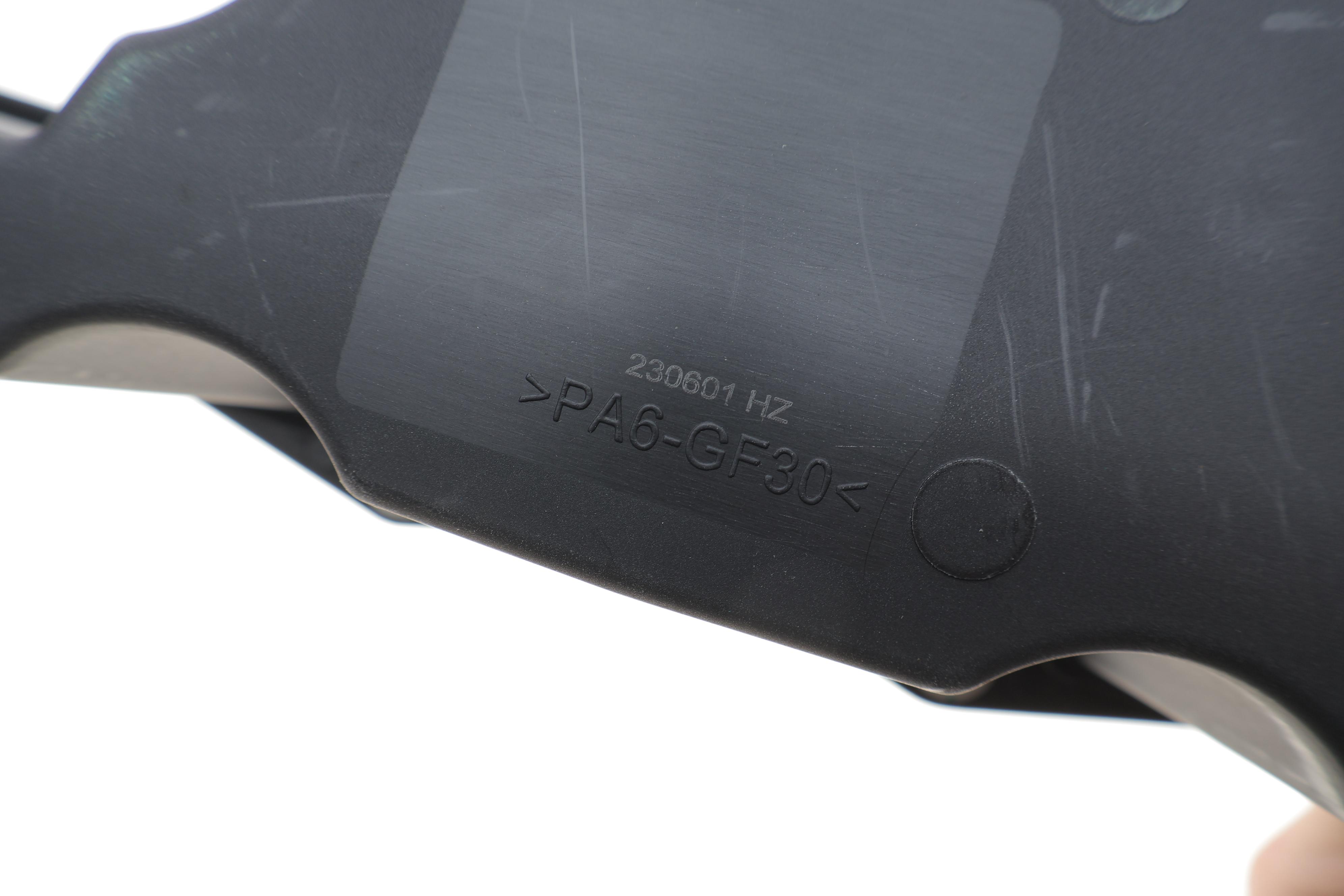 Крышка клапанов Volvo S80/V70/XC60/XC70/XC90 3.2 06-15 (с прокладкой)