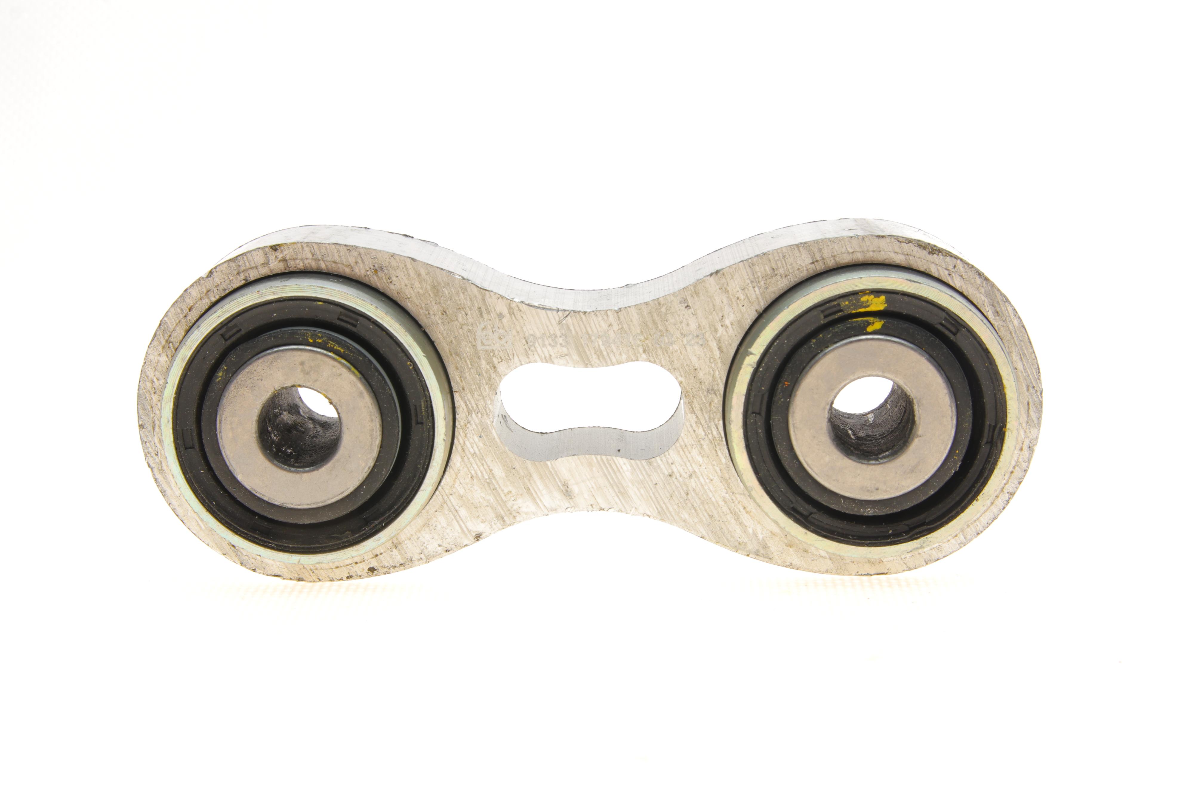 Тяга стабілізатора (заднього) Tesla Model X 15-