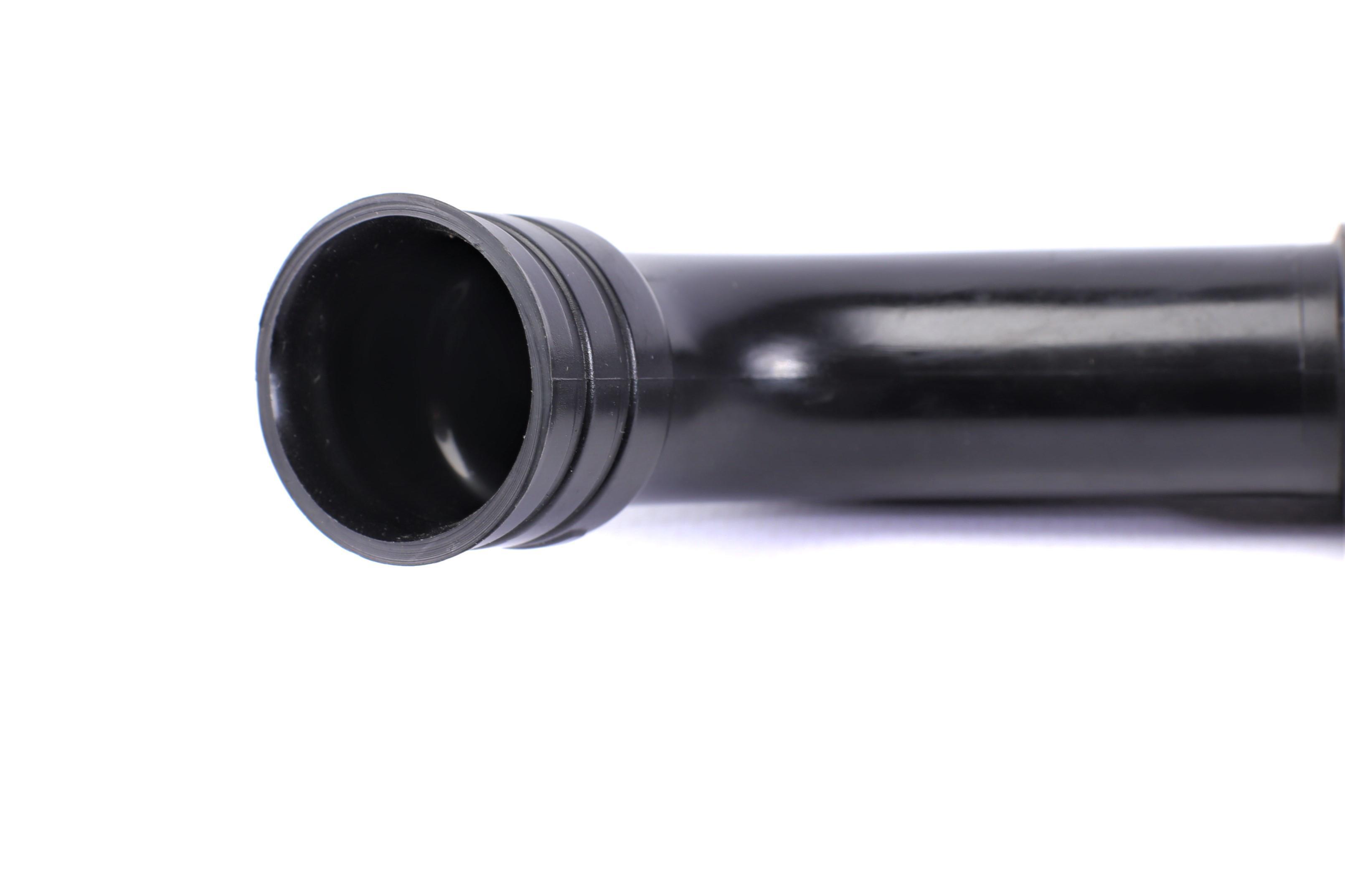 Патрубок вентиляции картера Skoda Superb/VW Passat 1.9TDI 00-05