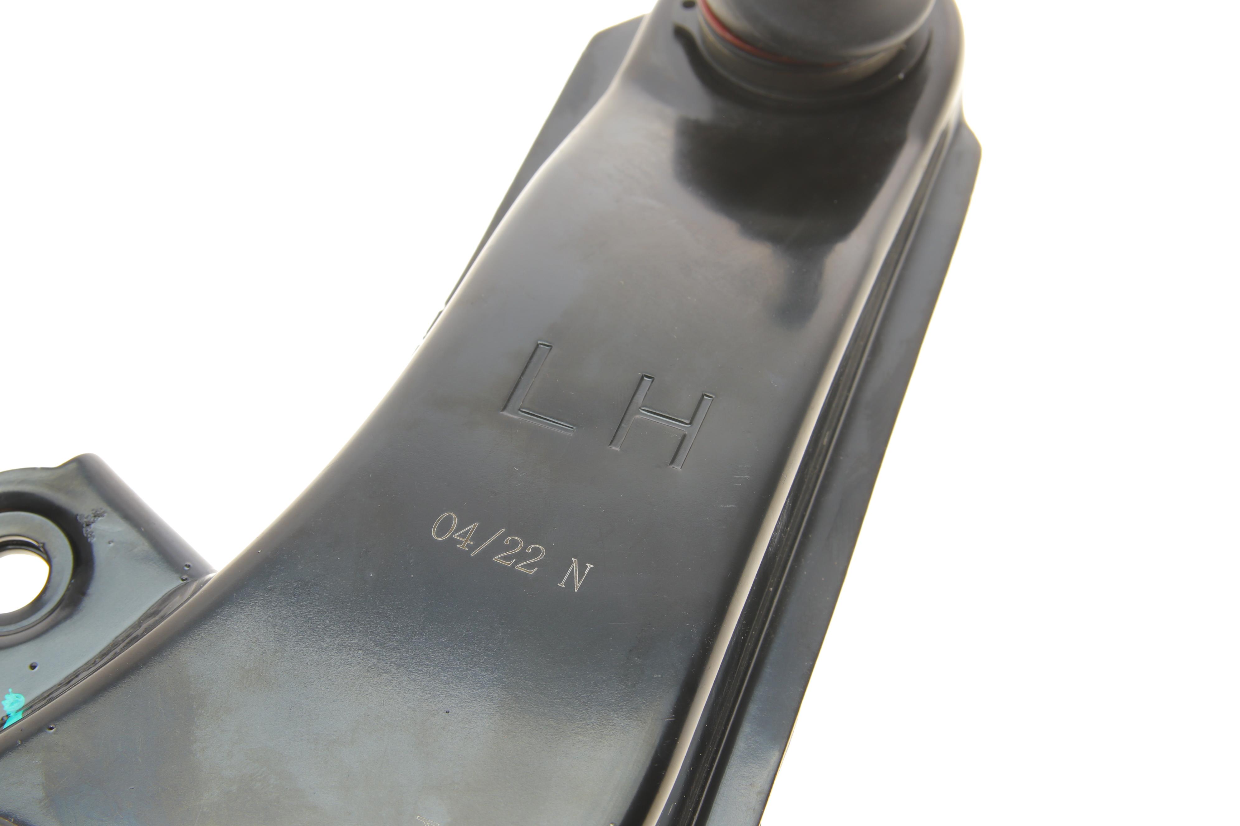 Важіль підвіски (передній/знизу) (L) Mitsubishi Colt/Lancer 91-03