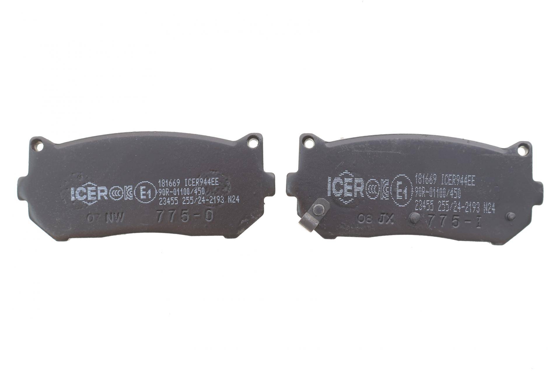 Колодки гальмівні (передні) Kia Cerato 01-04/Carens 00-/Clarus 96-/Sephia 93-97/Shuma 97-04