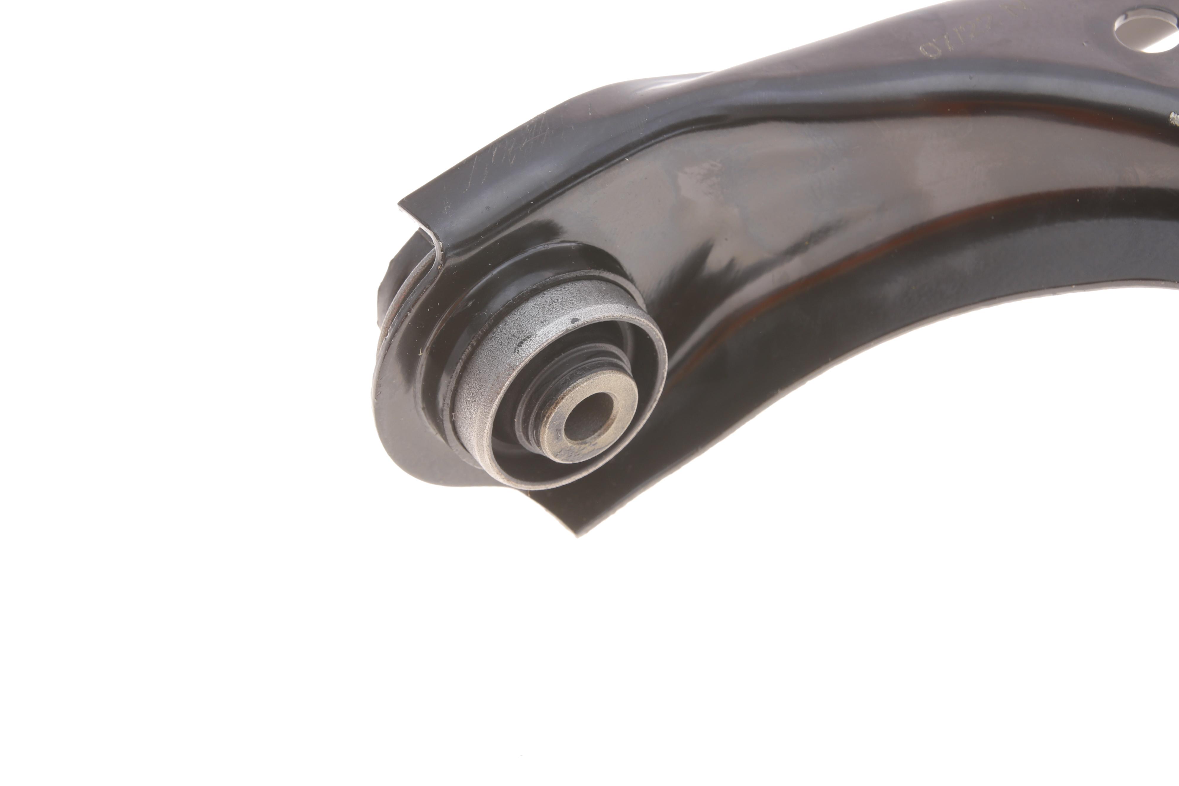 Важіль підвіски (передній/зверху) (L) Mazda 6 07-13