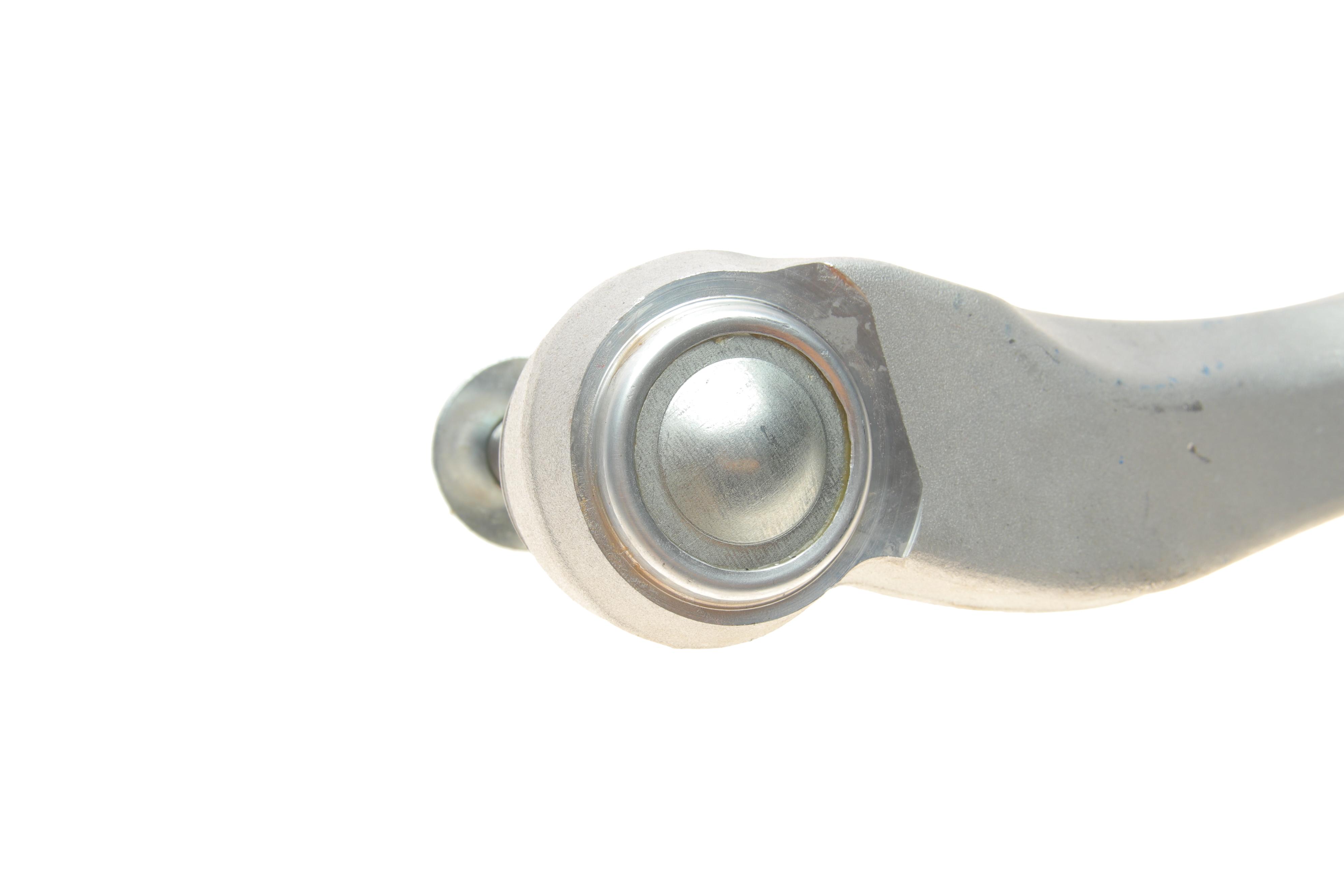 Рычаг подвески (передний/снизу/сзади) (L) Audi A8 02-10