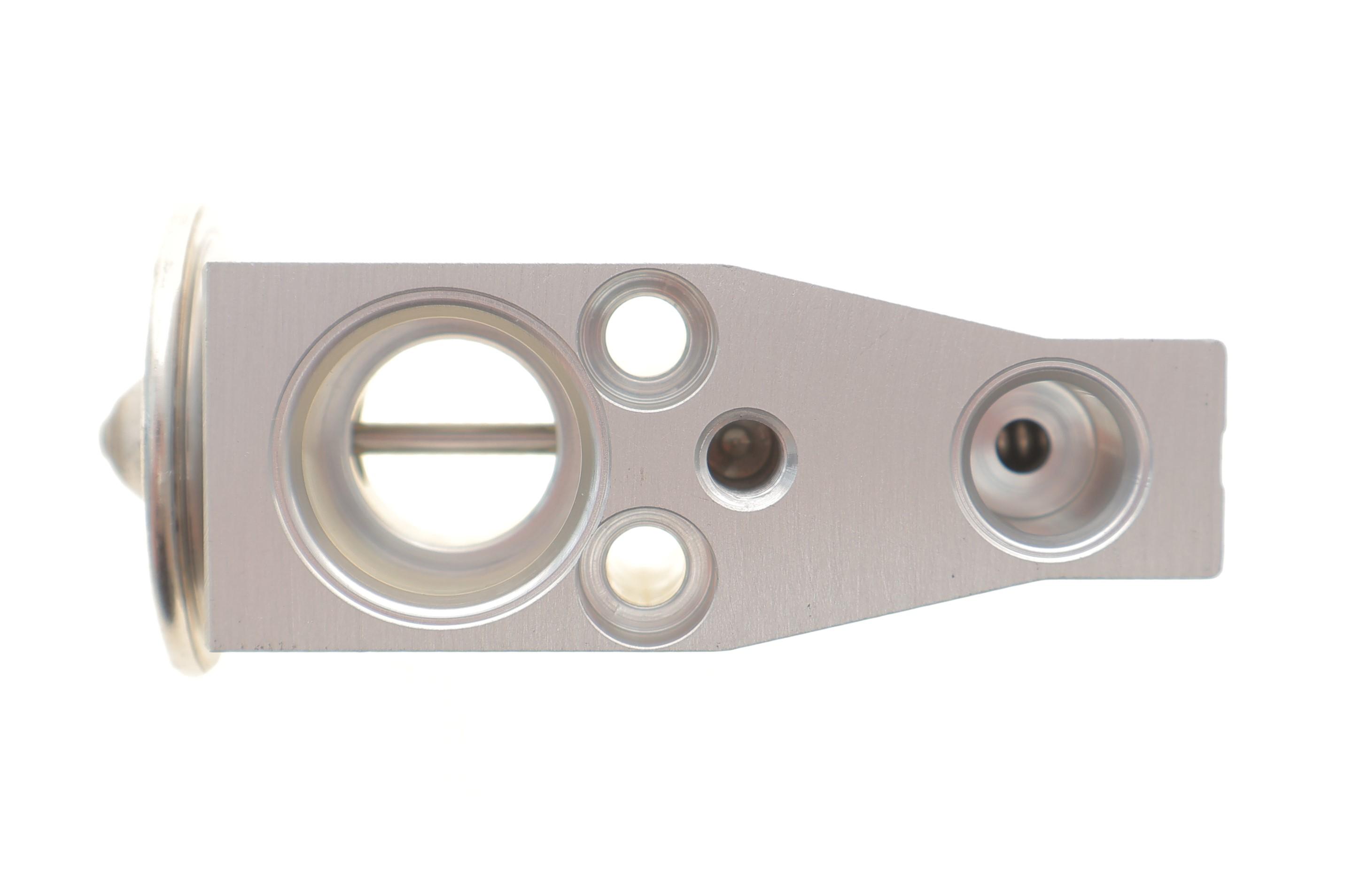 Клапан системи кондиціонування (розширювальний) Mazda 3 03-/5 05-