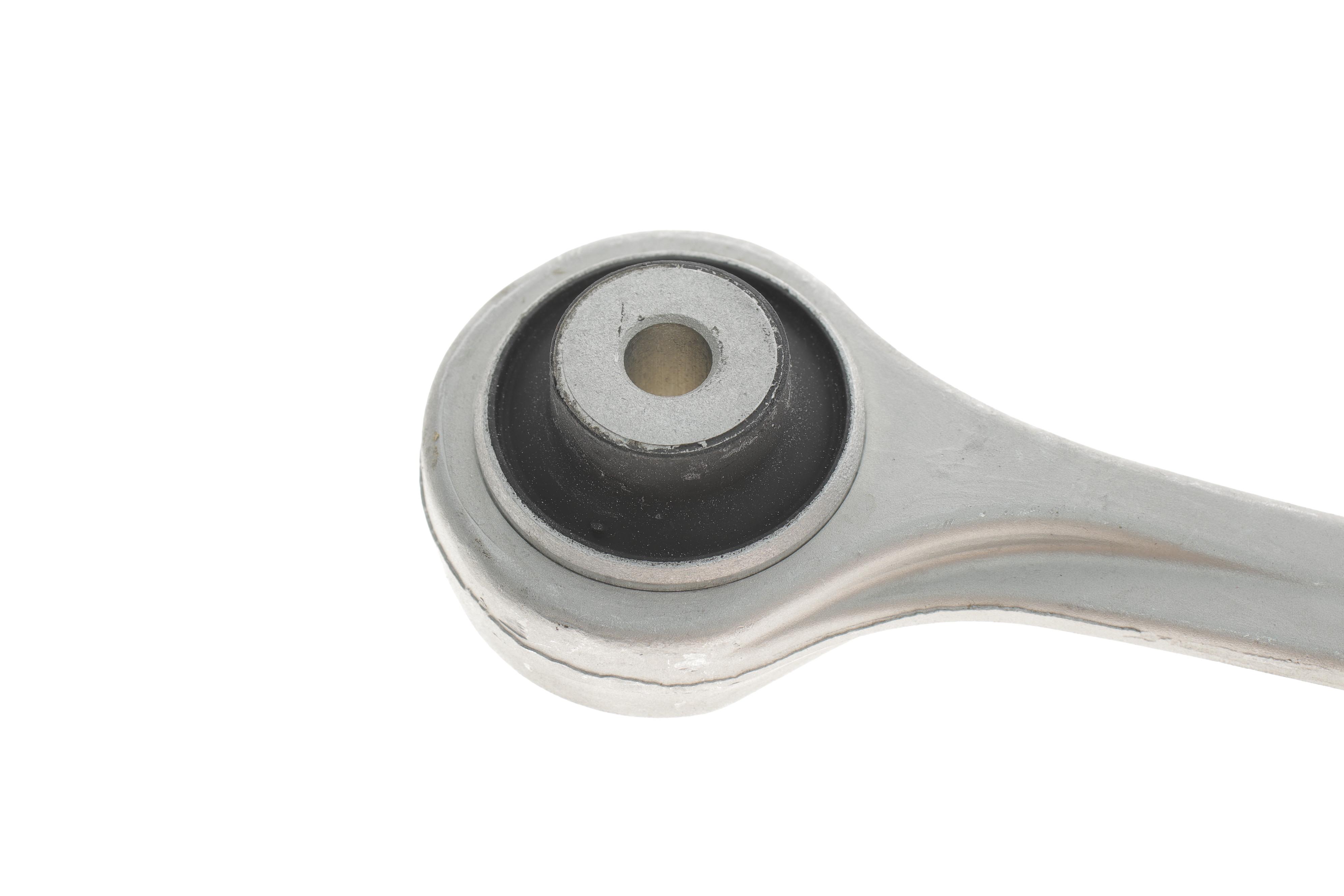 Важіль підвіски (передній/зверху/ззаду) (L) Audi A4/A5 15-