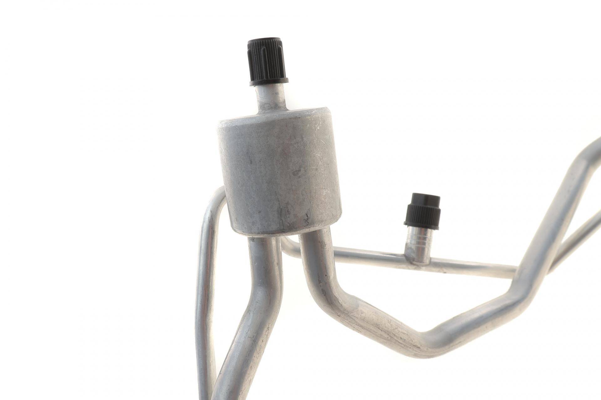 Трубка кондиціонера Citroen Berlingo/Peugeot Partner 08-