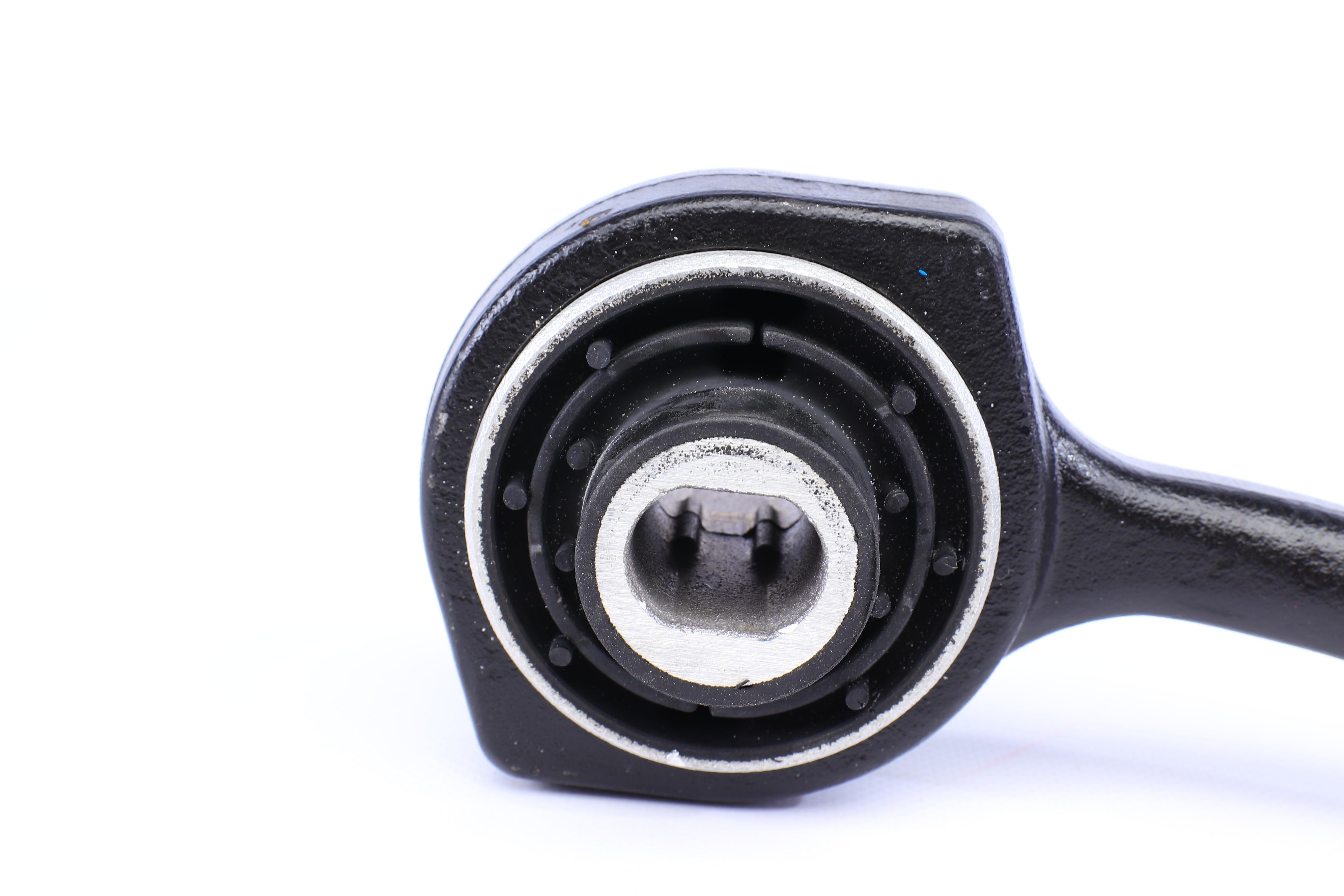 Важіль підвіски (передній/знизу) (L) MB C-class (W203/S203/CL203) 00-11