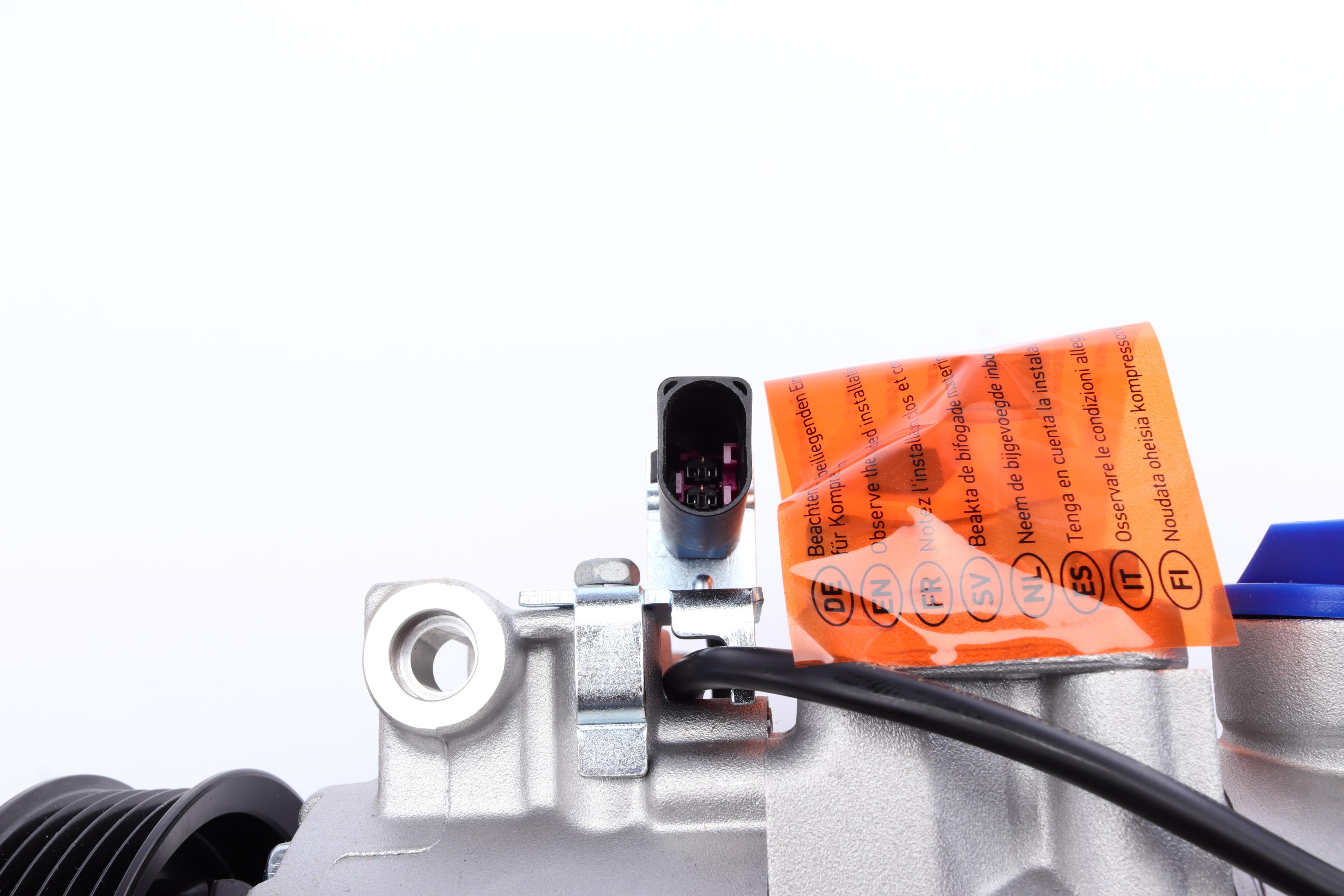 Компресор кондиціонера Audi A4 2.4 01-05 (d=100mm)