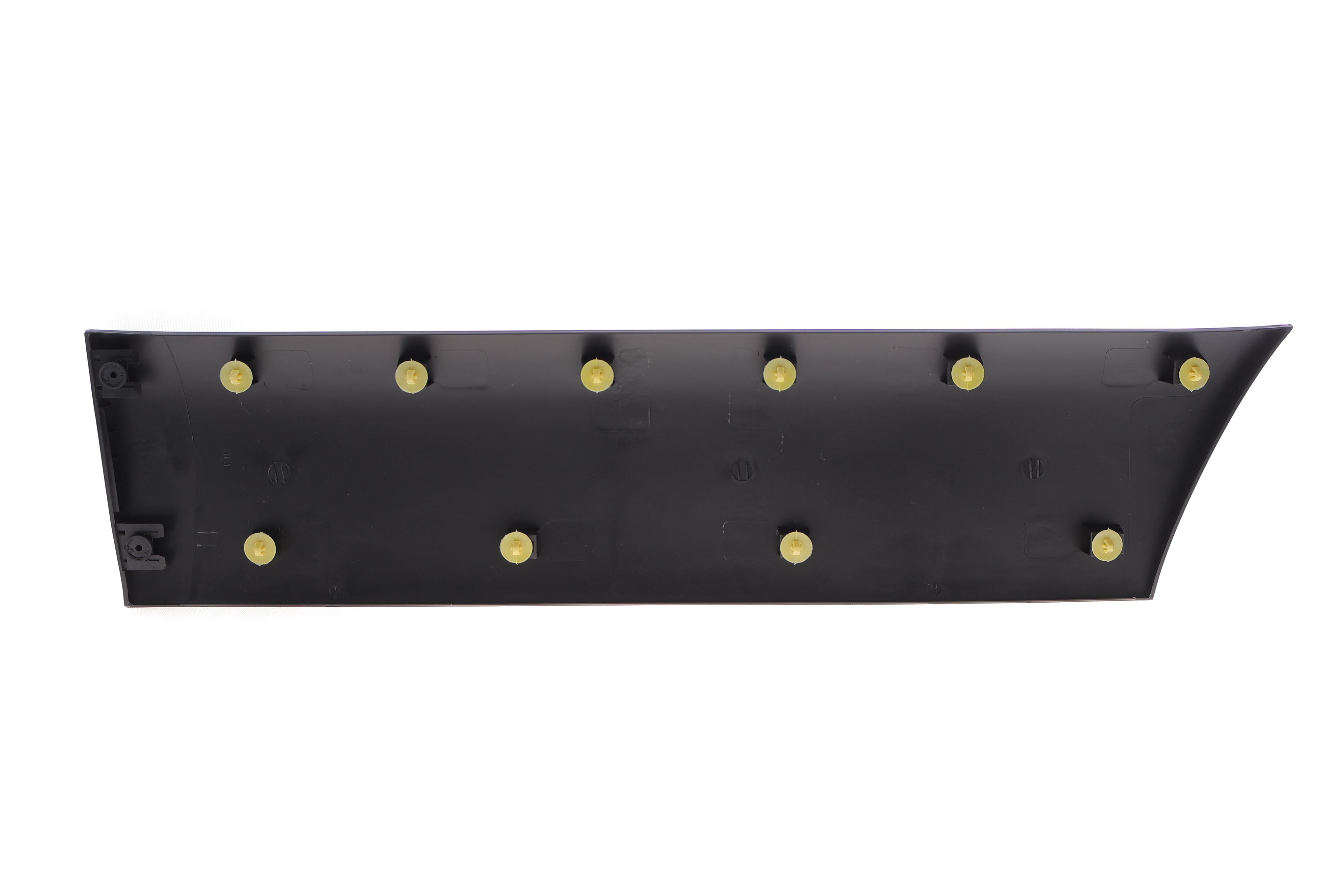 Накладка дверей (передніх/L) MB Sprinter W907/W910 18-